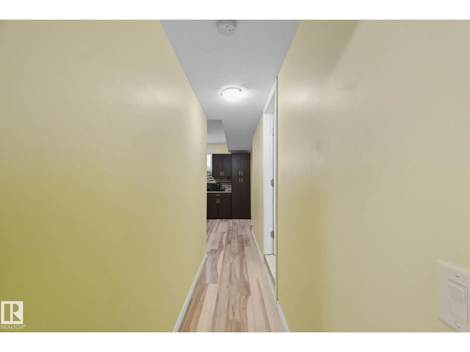 6026 164A AV NW