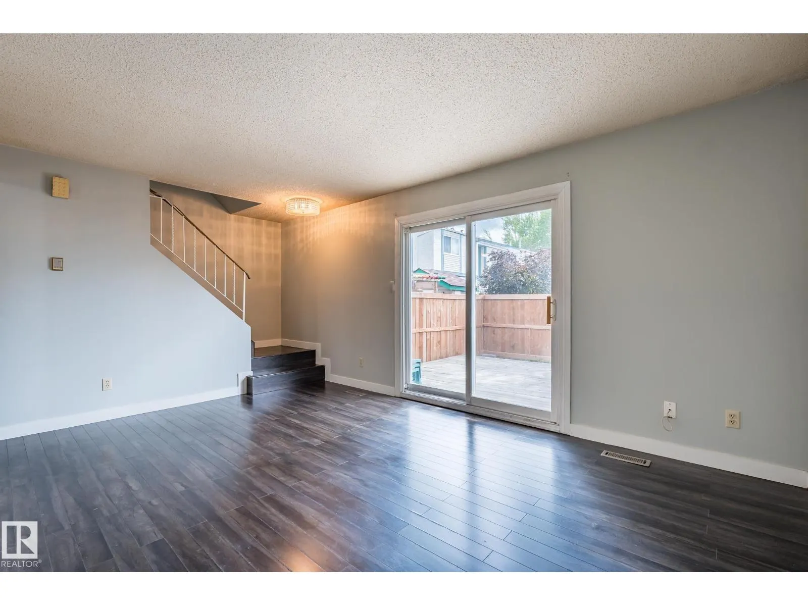 1691 Lakewood Road South NW NW