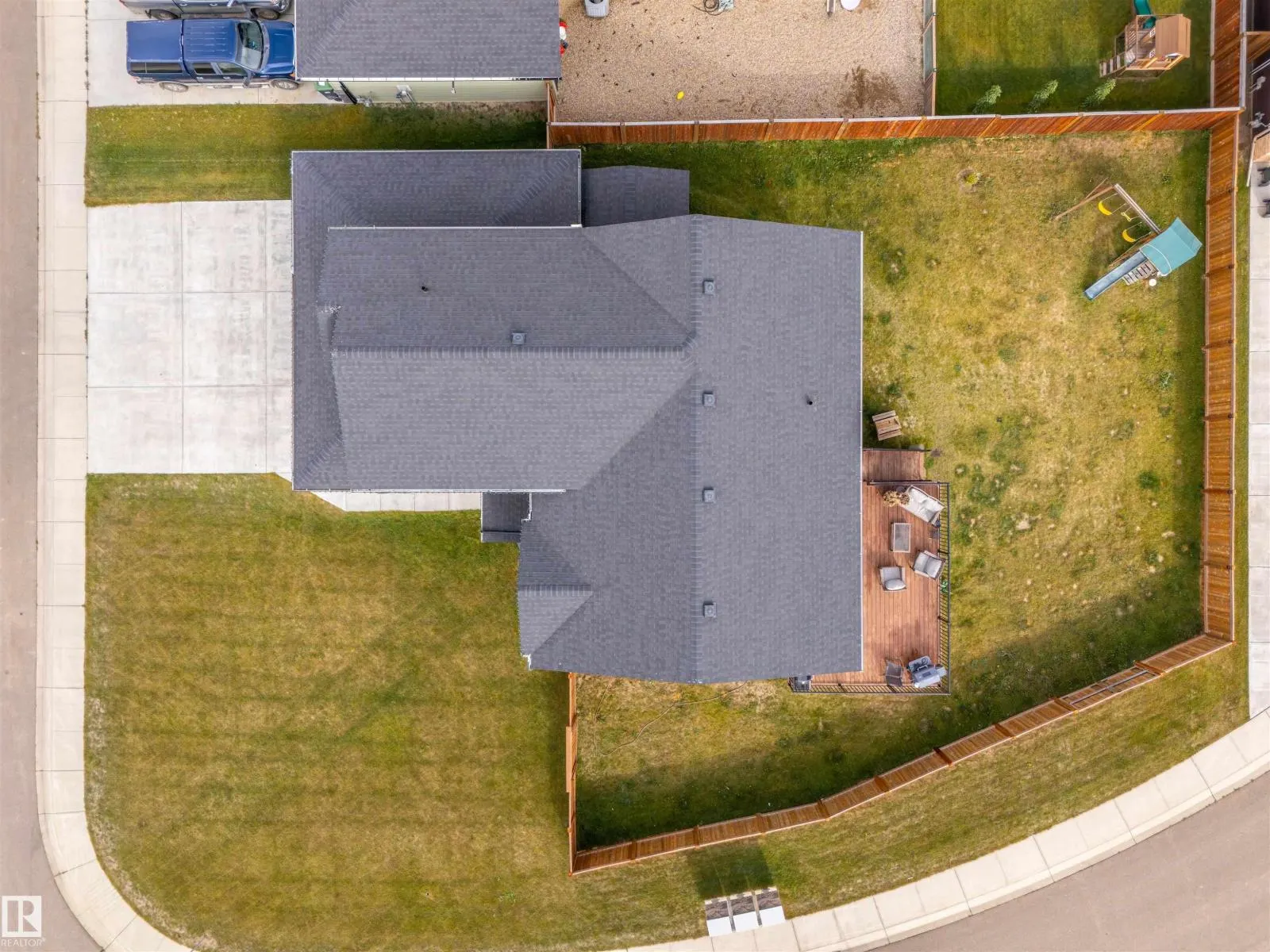 1721 Crestview WY