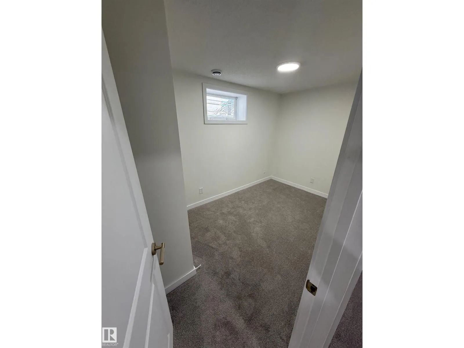 13436 118 AV NW