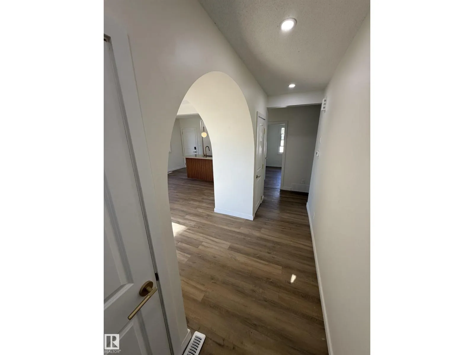 13436 118 AV NW