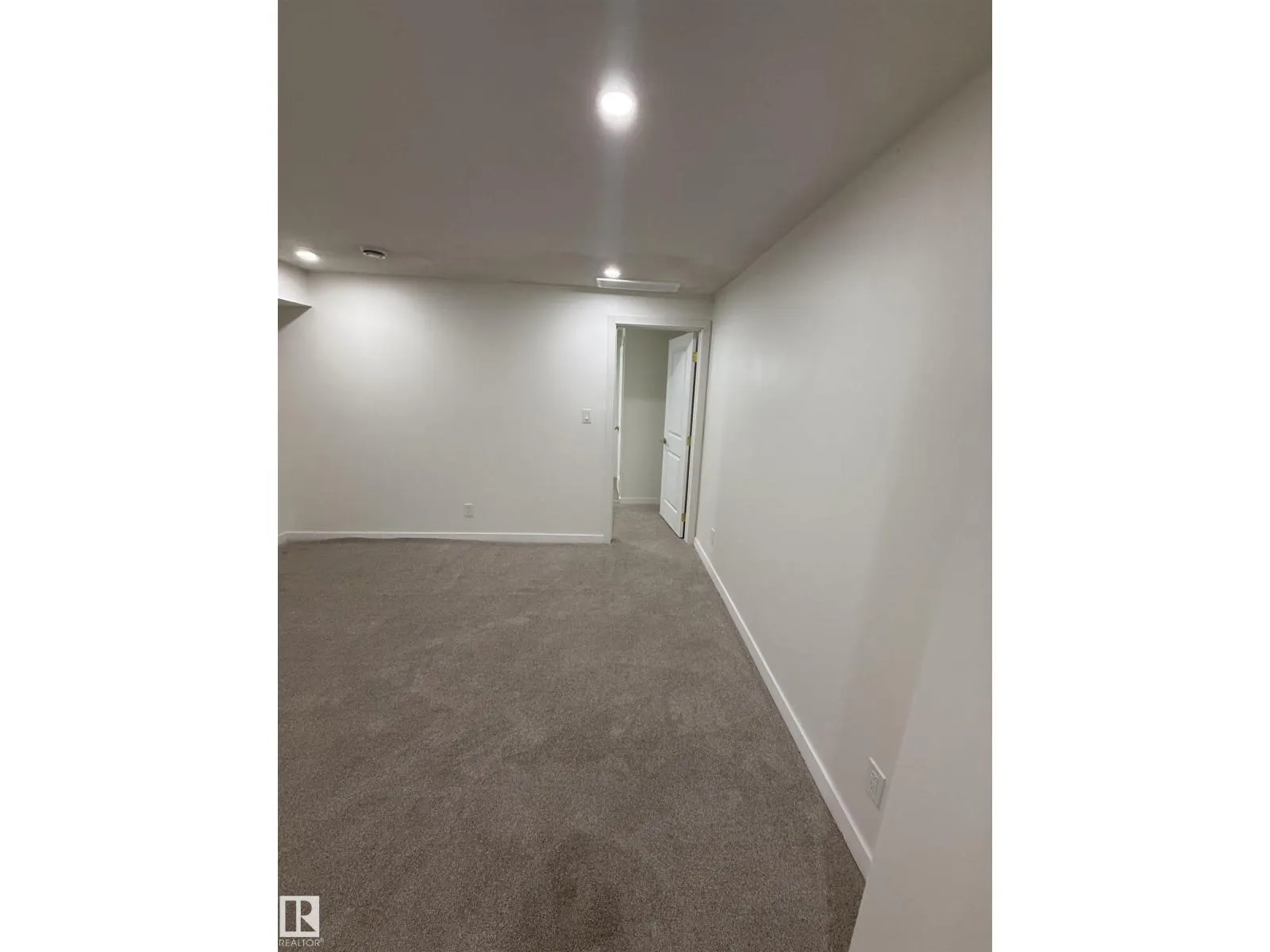 13436 118 AV NW
