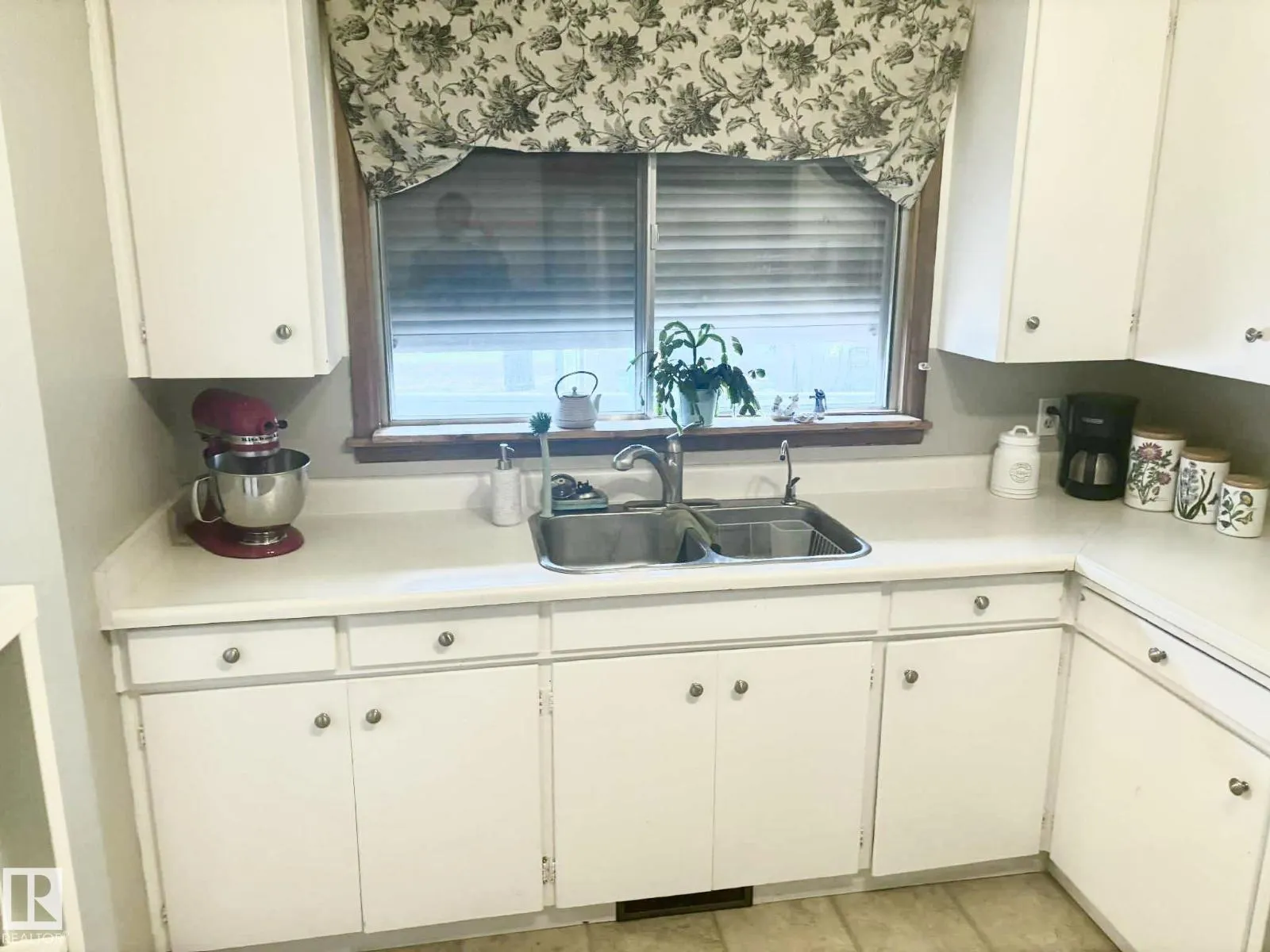 14443 107A AV NW