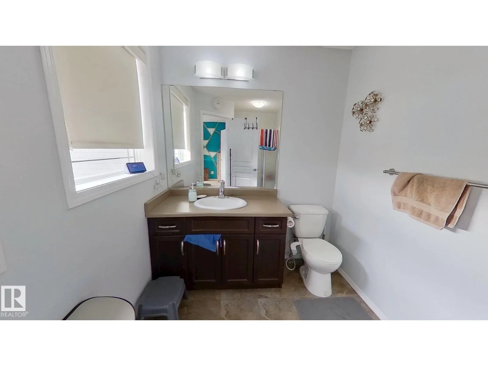 16736 53 ST NW