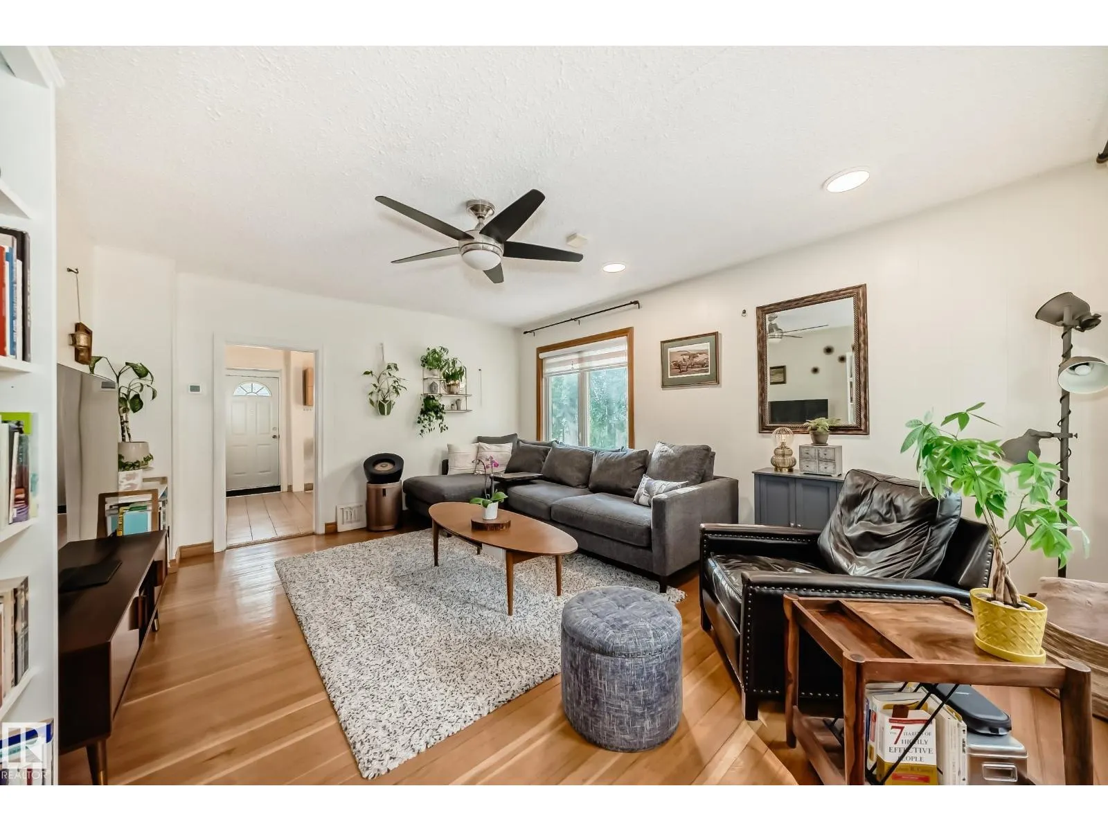 10445 147 ST NW