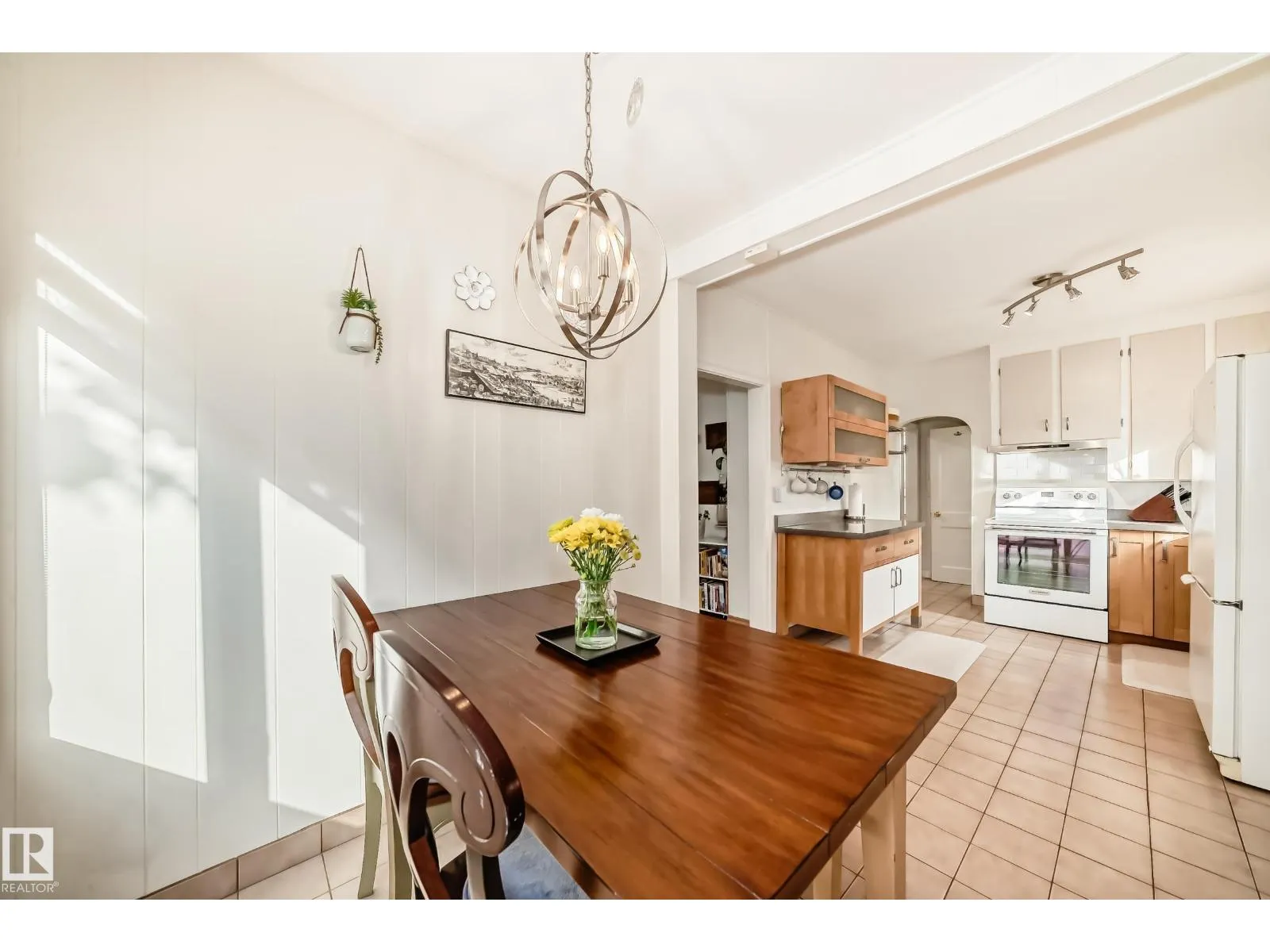 10445 147 ST NW