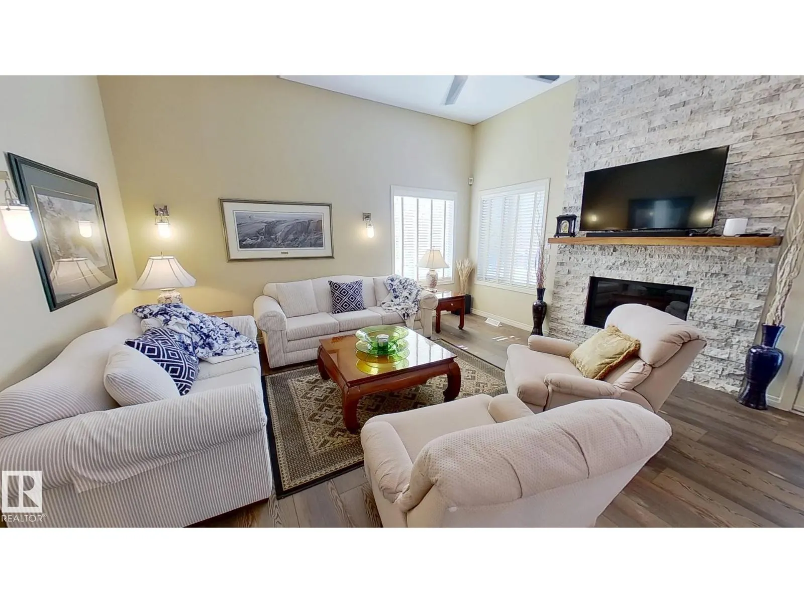 1130 FALCONER RD NW