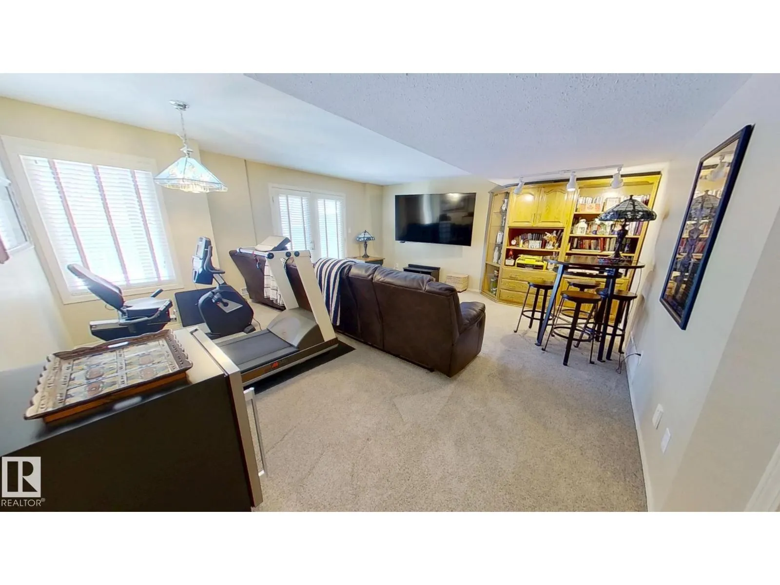 1130 FALCONER RD NW