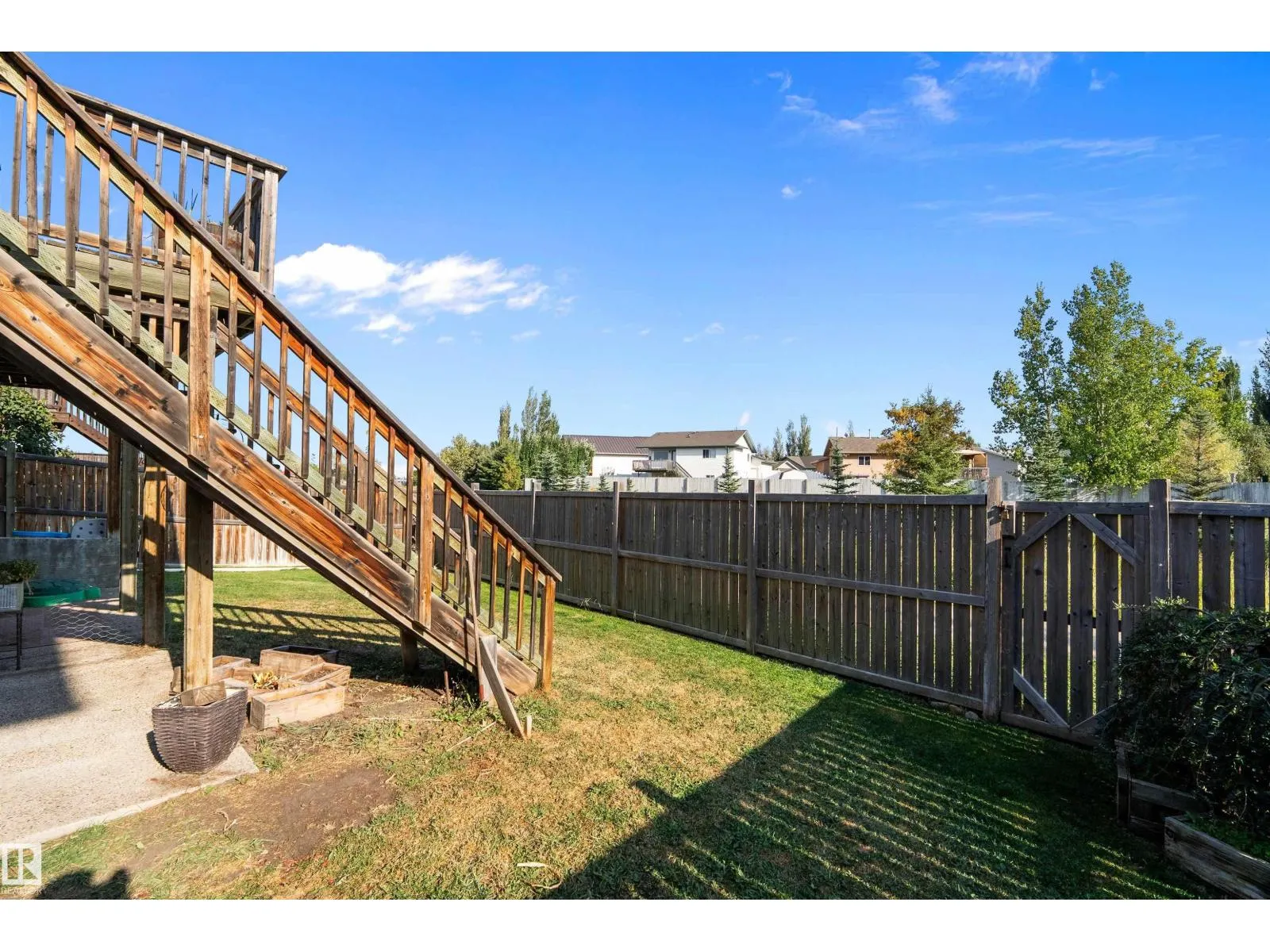 137 CYPRESS DR