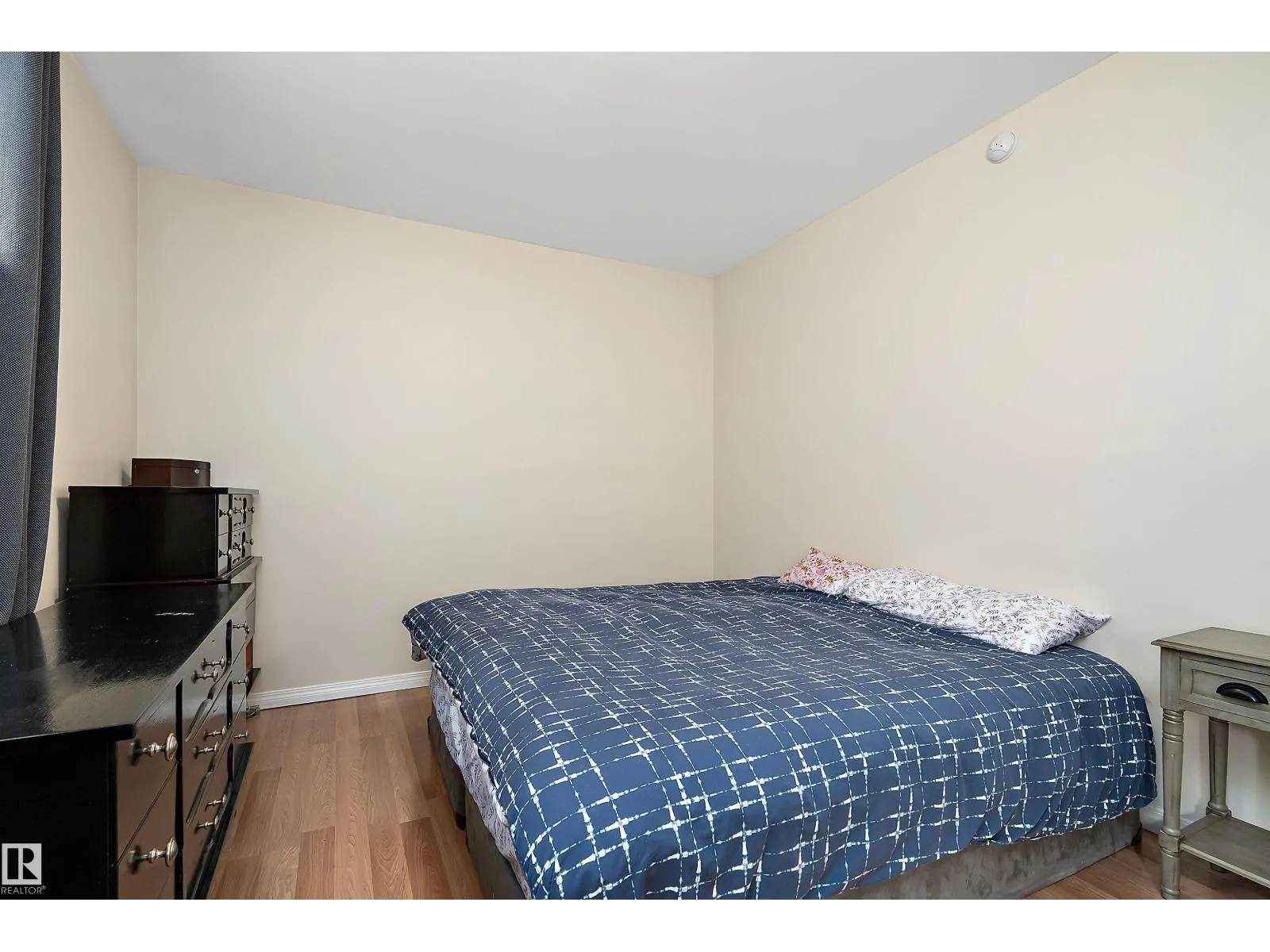 137 CYPRESS DR