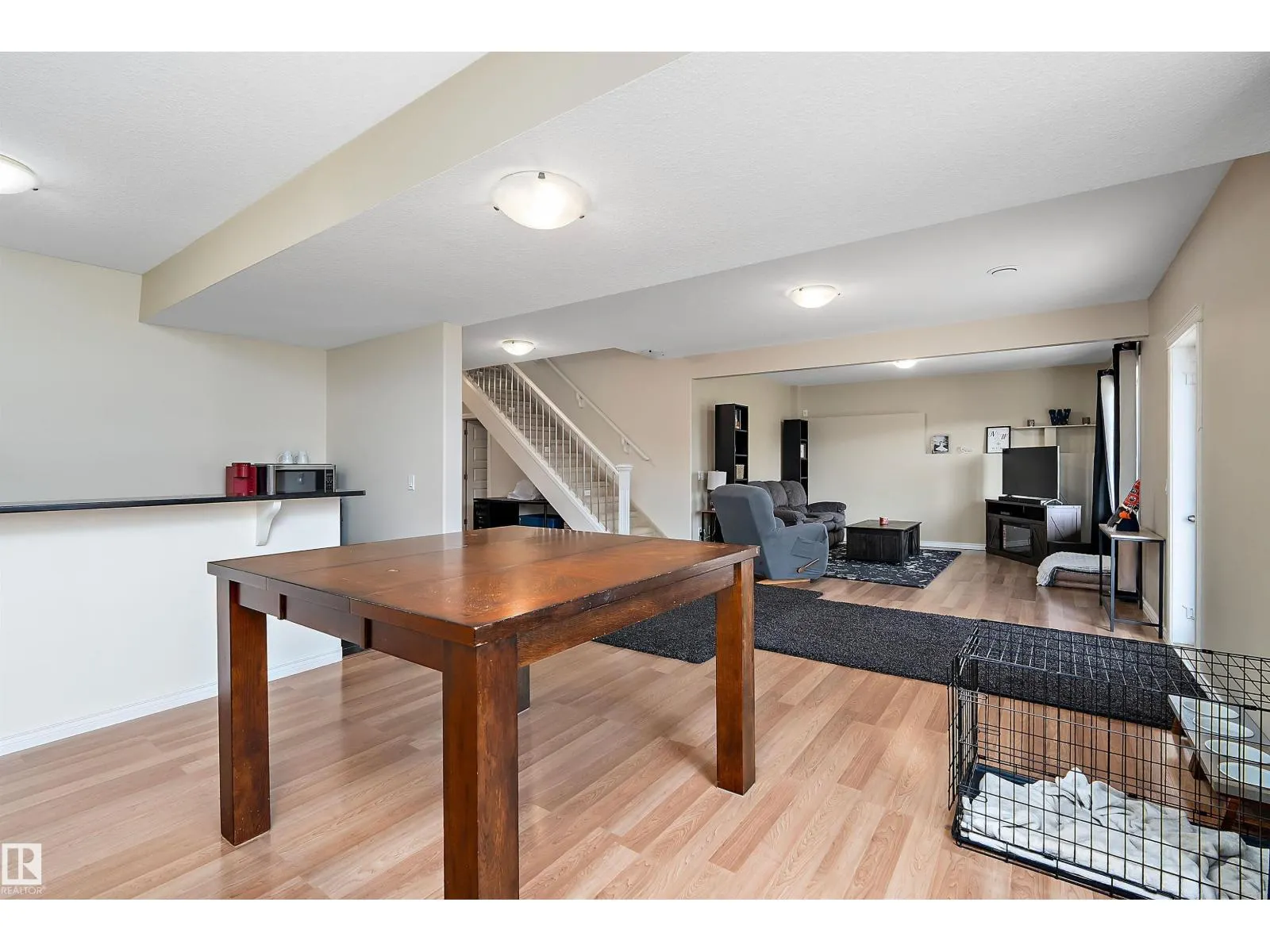 137 CYPRESS DR