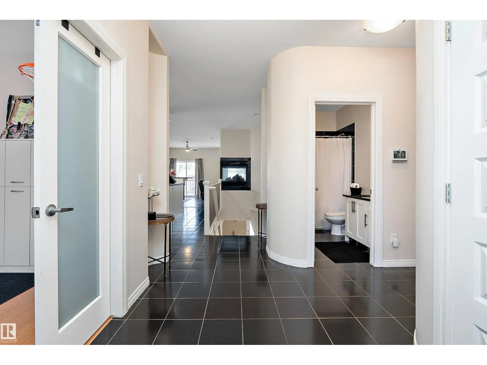 137 CYPRESS DR