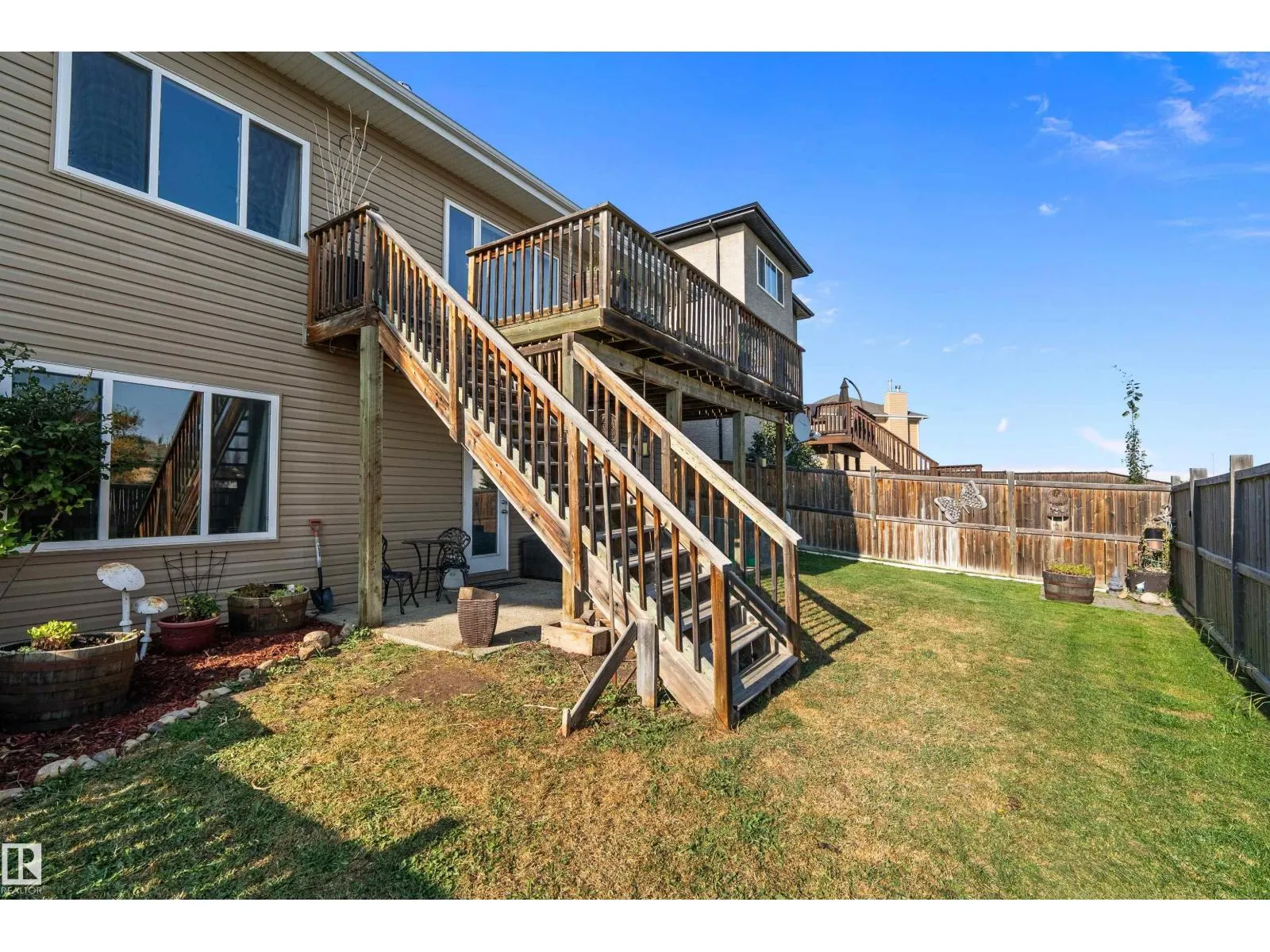 137 CYPRESS DR