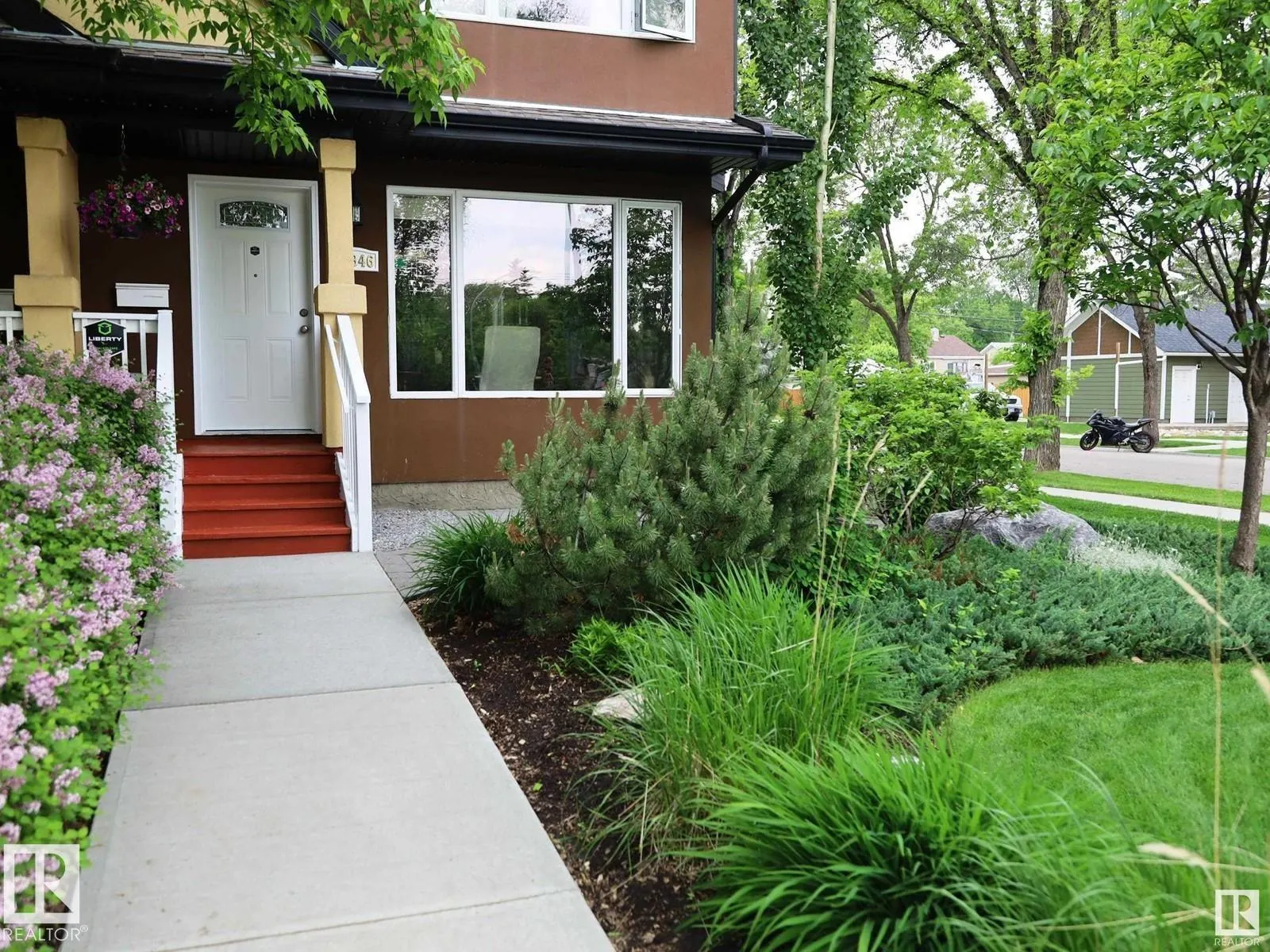 11846 125 ST NW
