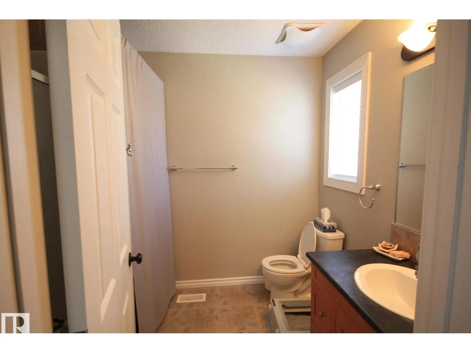 11846 125 ST NW