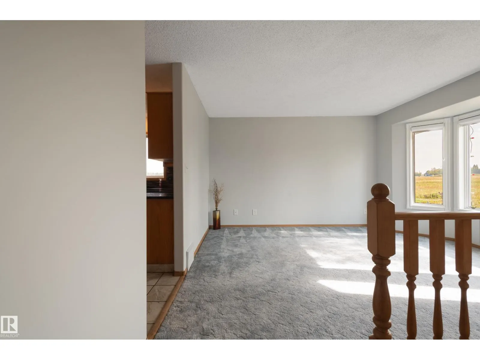 47 Westview DR
