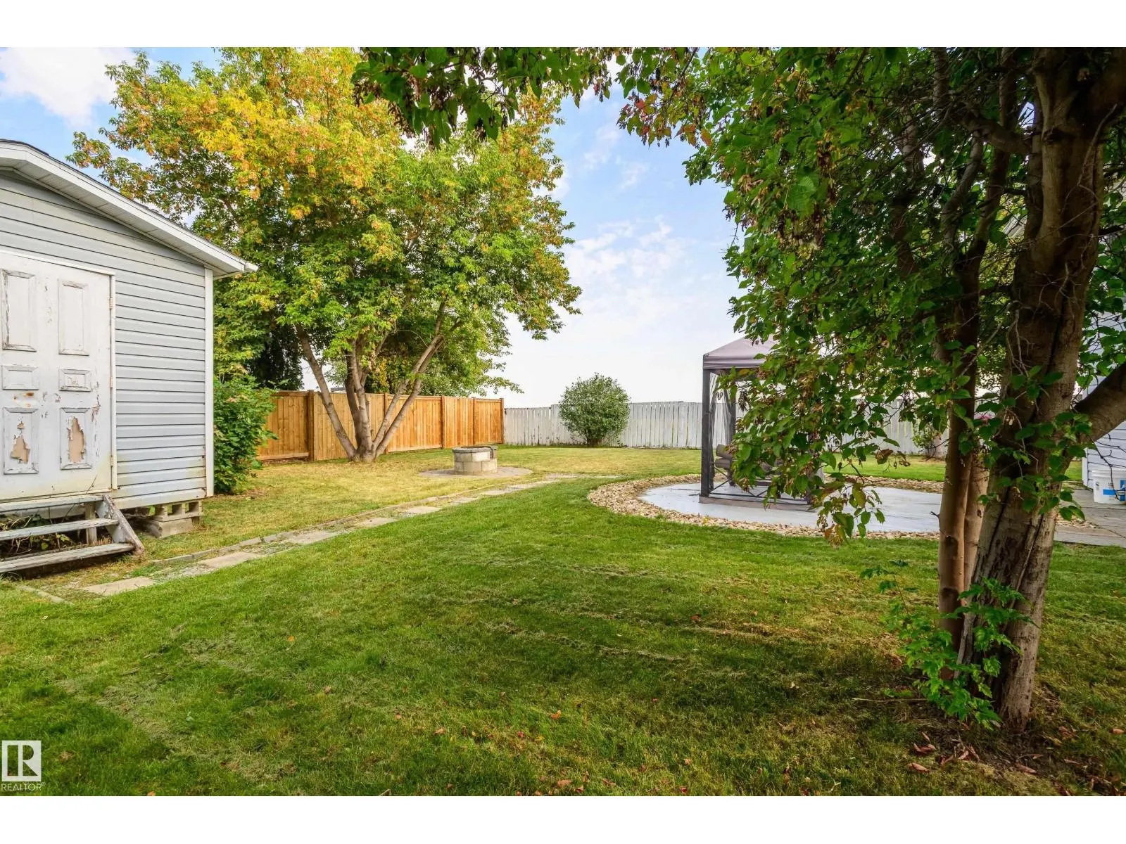 47 Westview DR