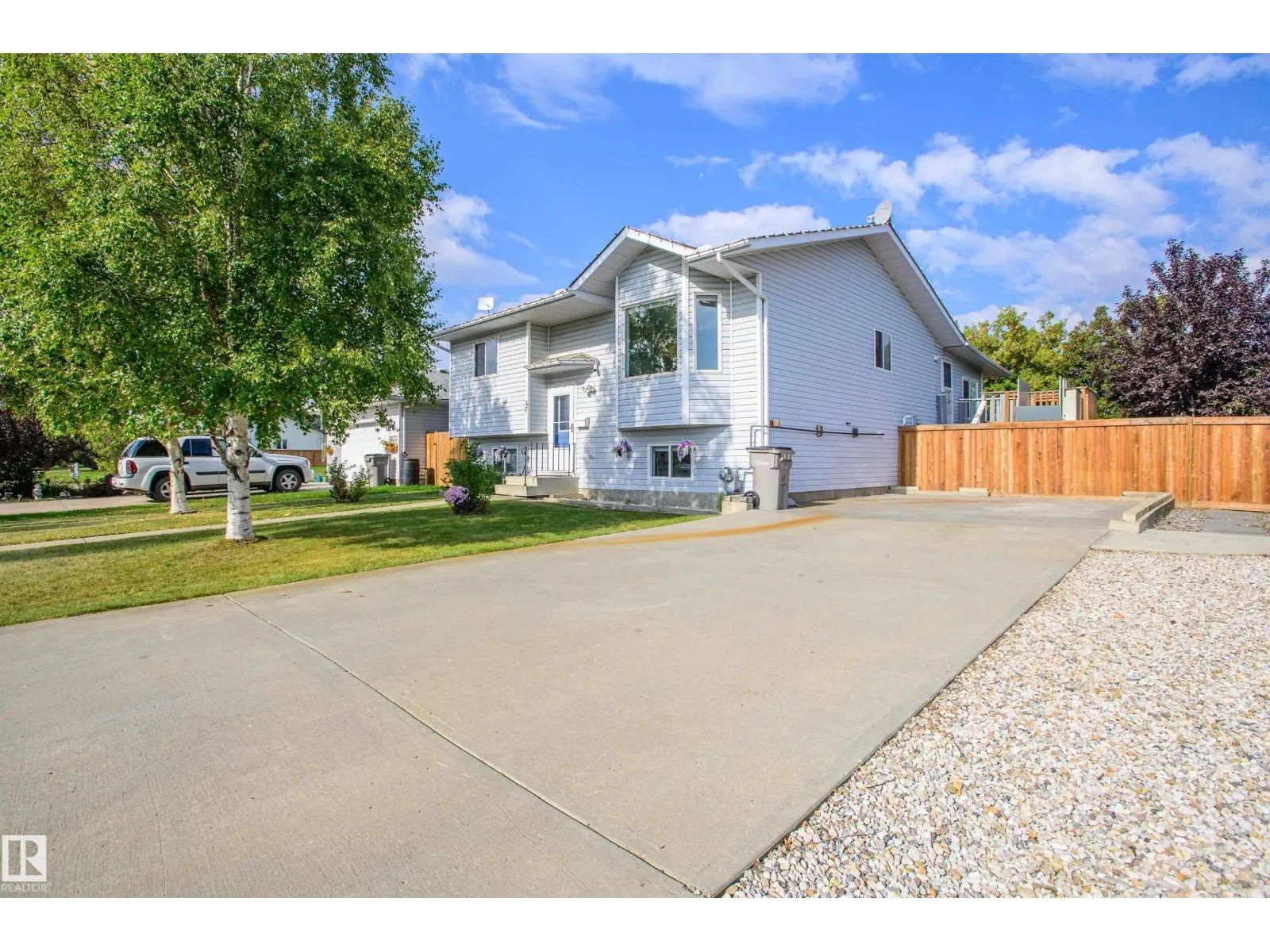47 Westview DR