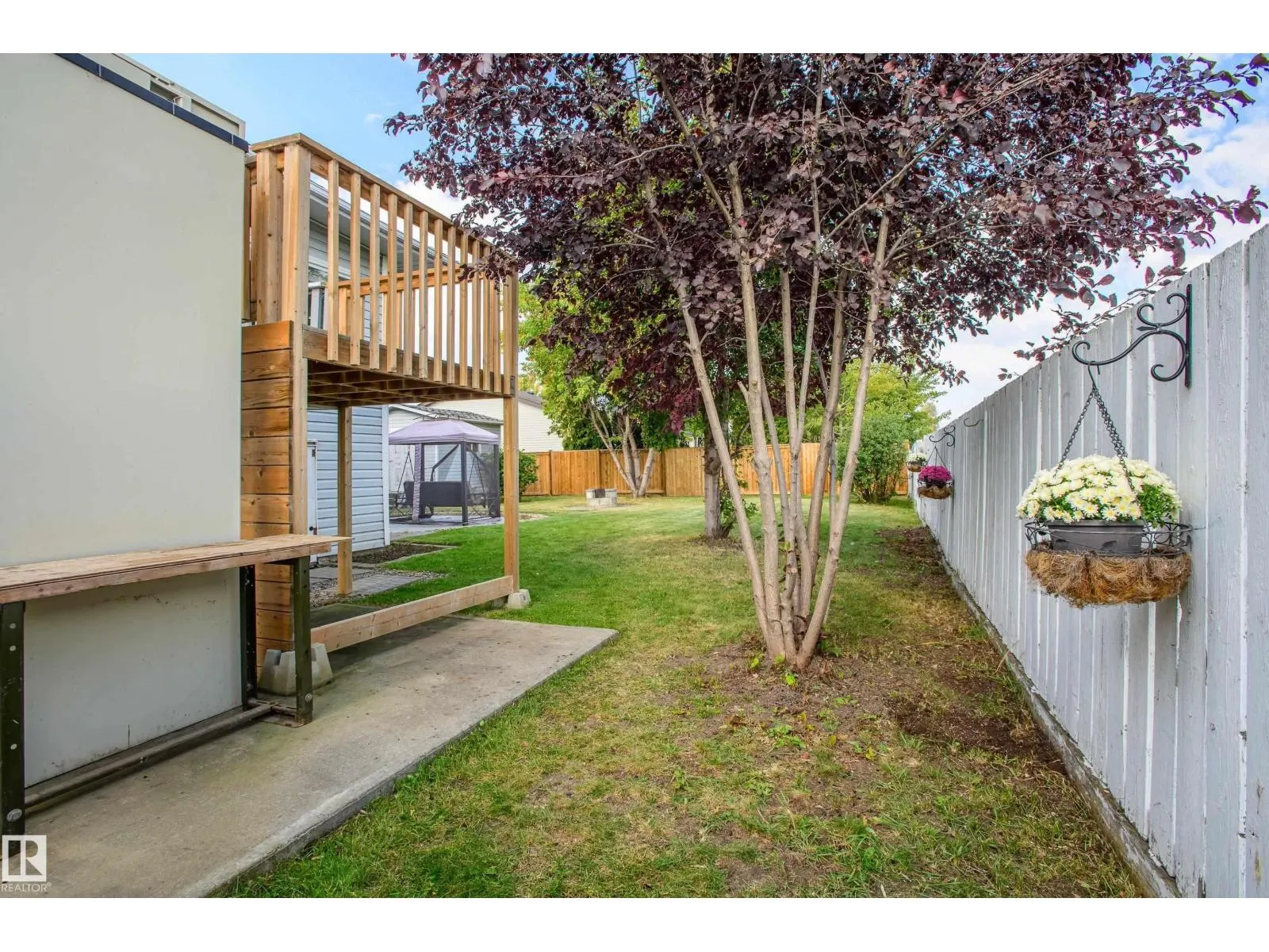 47 Westview DR