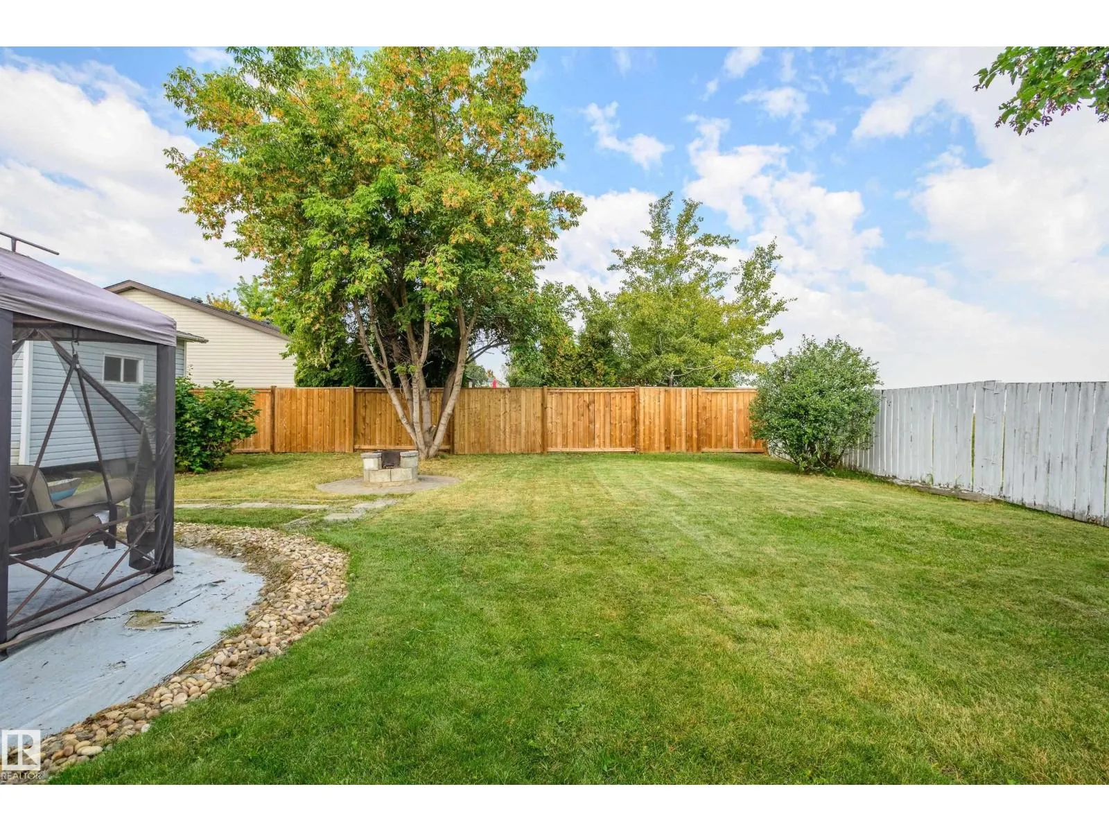47 Westview DR