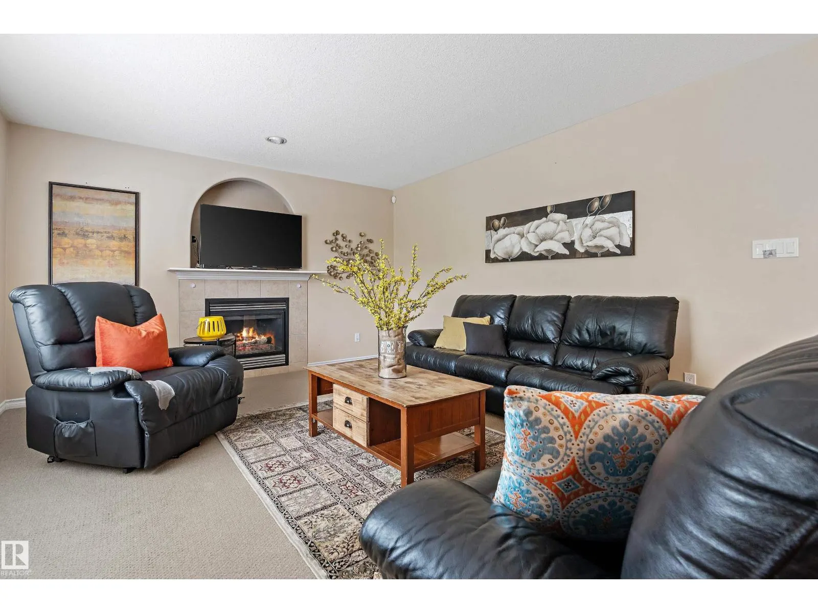 20432 50 AV NW