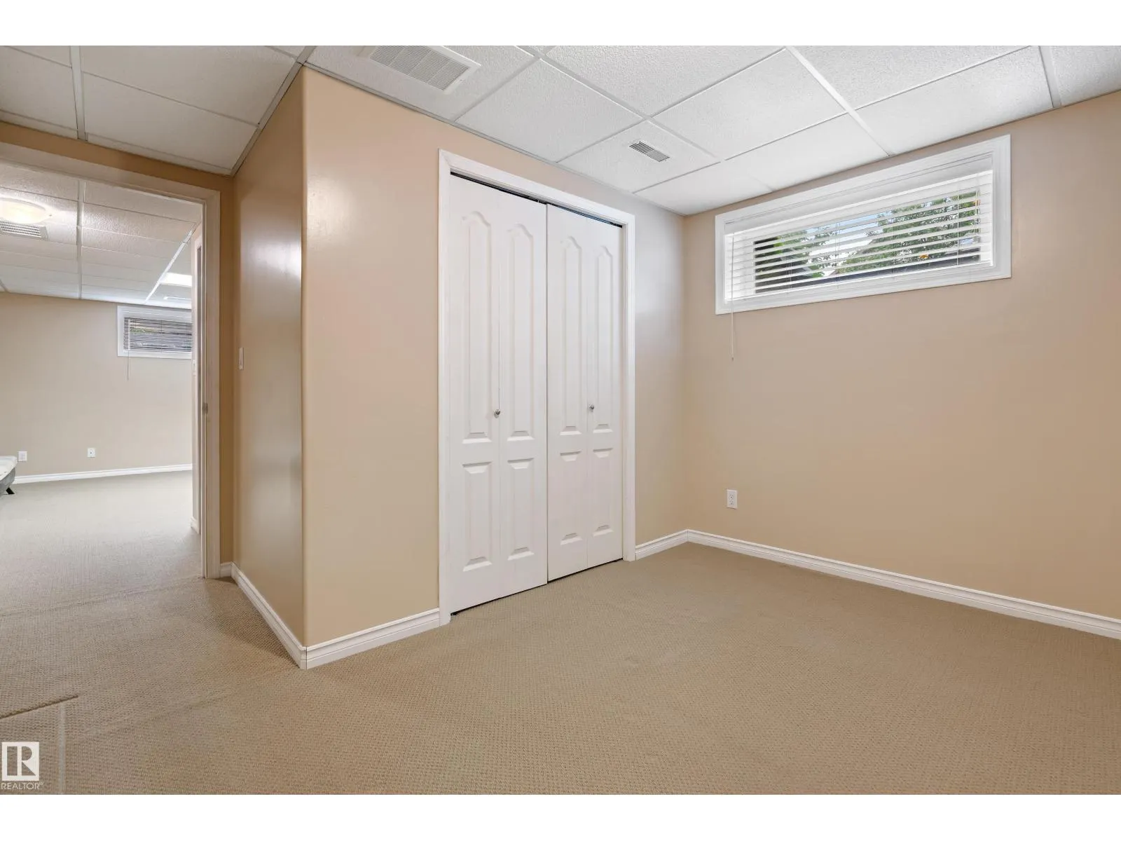 20432 50 AV NW