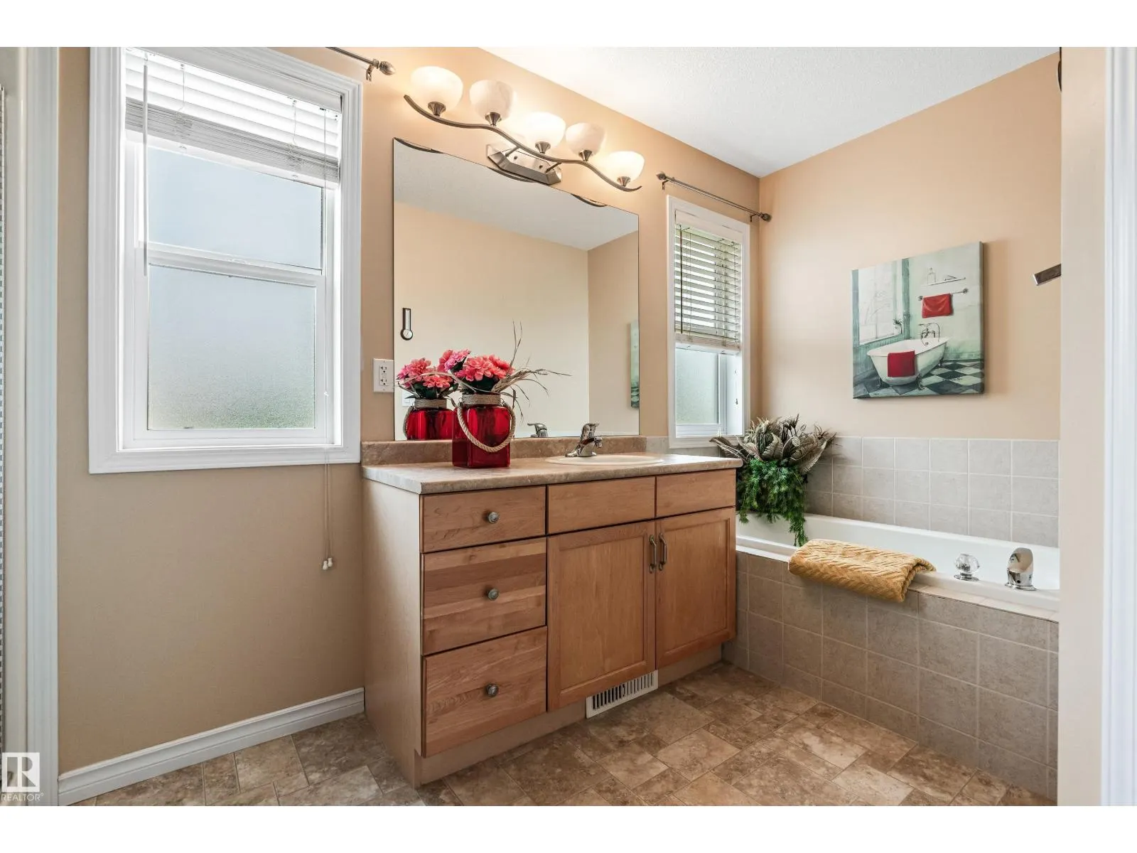 20432 50 AV NW