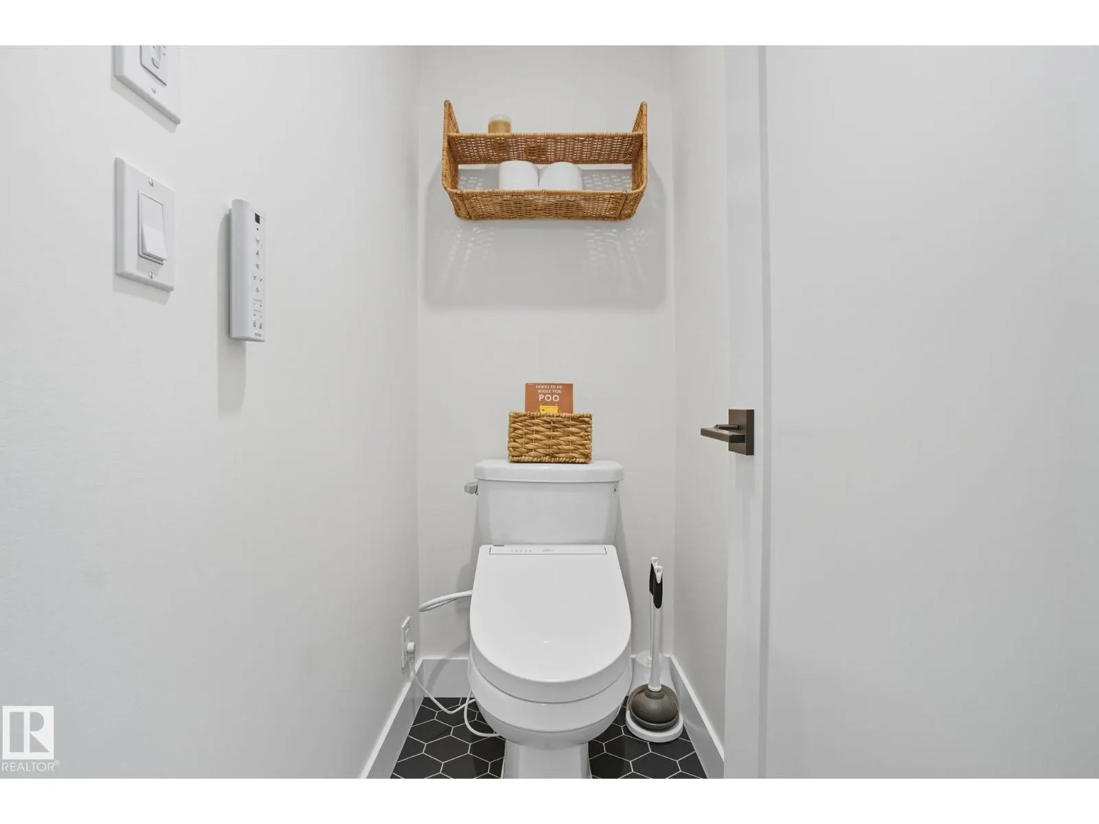 141 Dansereau WY
