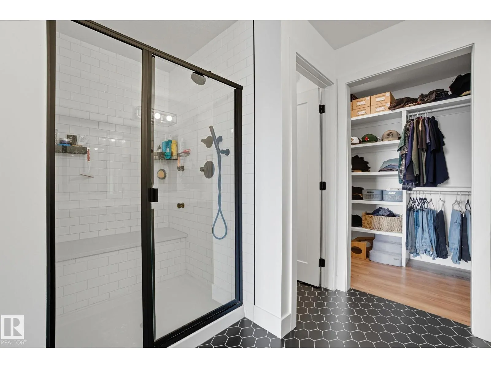 141 Dansereau WY