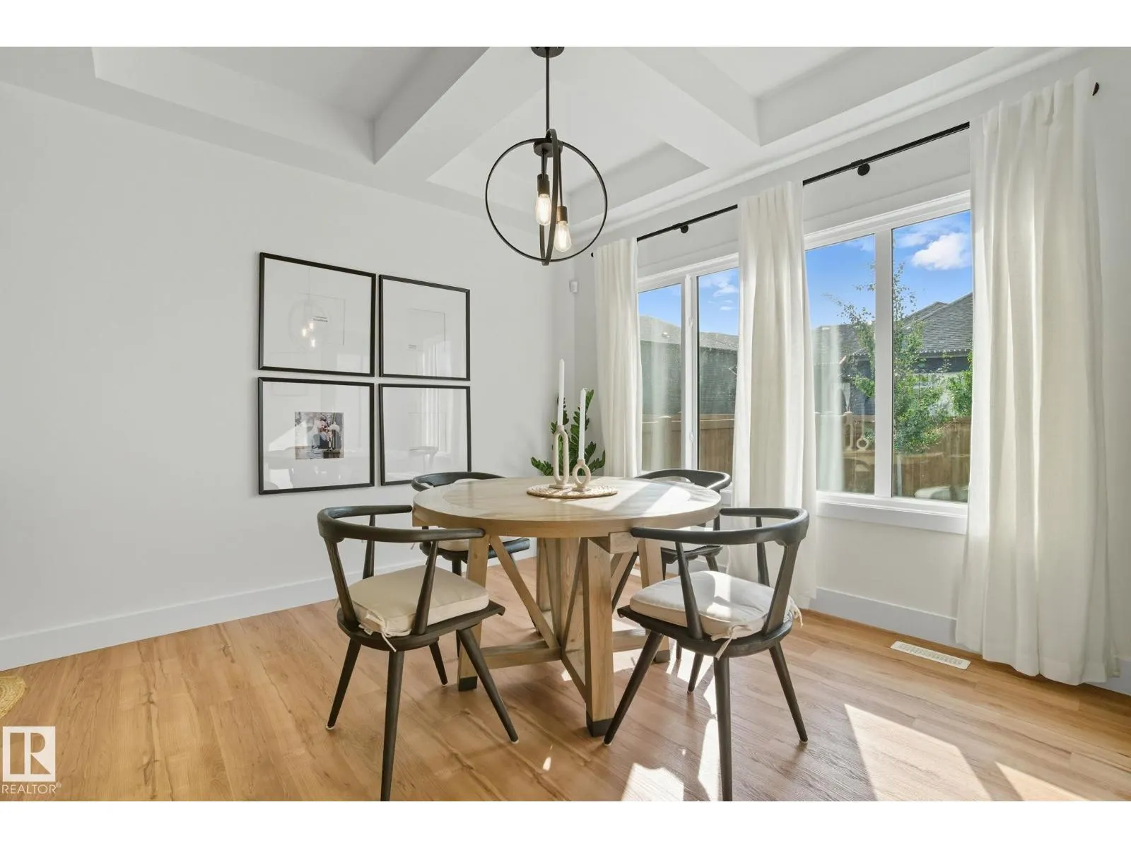 141 Dansereau WY