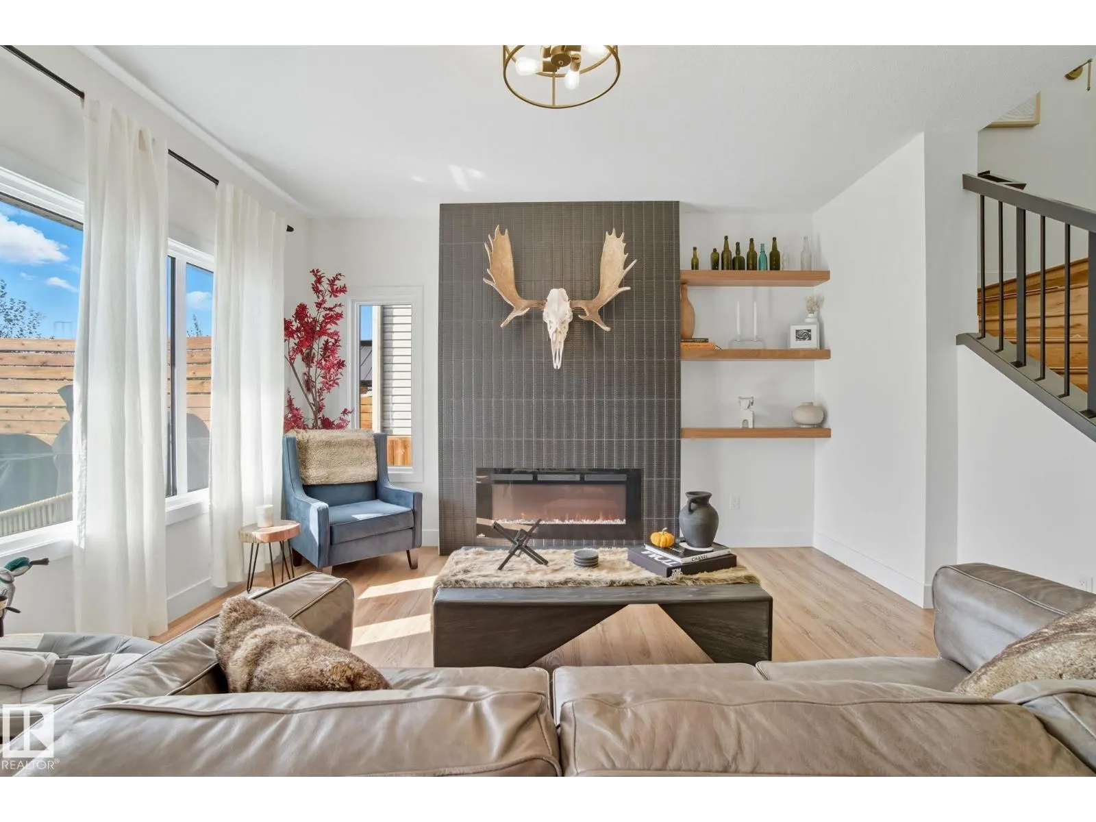 141 Dansereau WY