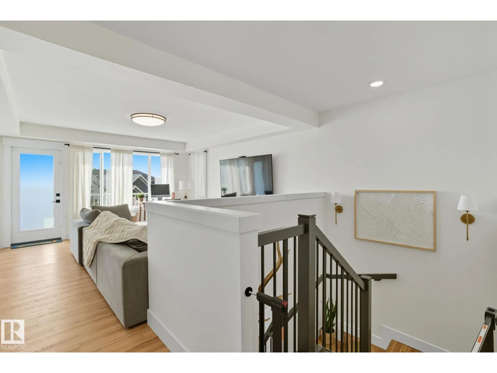 141 Dansereau WY