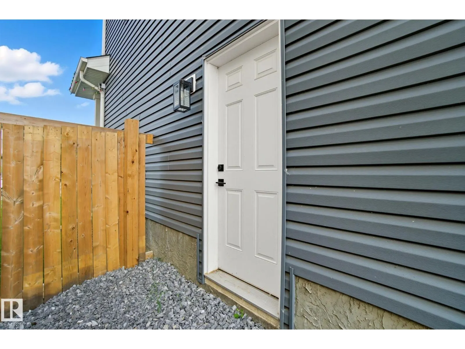 141 Dansereau WY