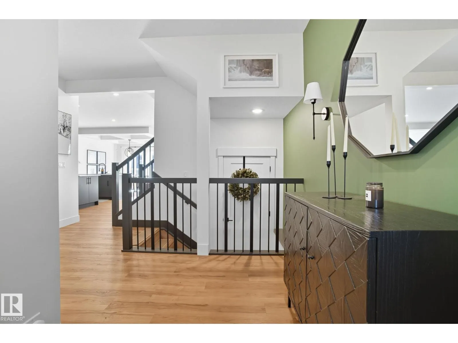 141 Dansereau WY