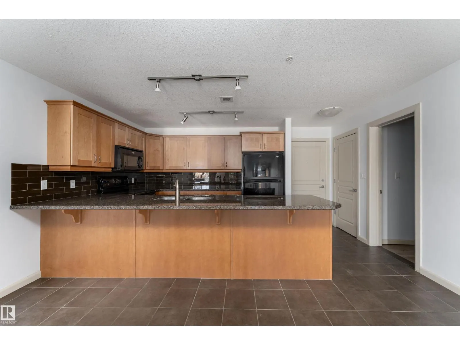 #238 400 Palisades Way