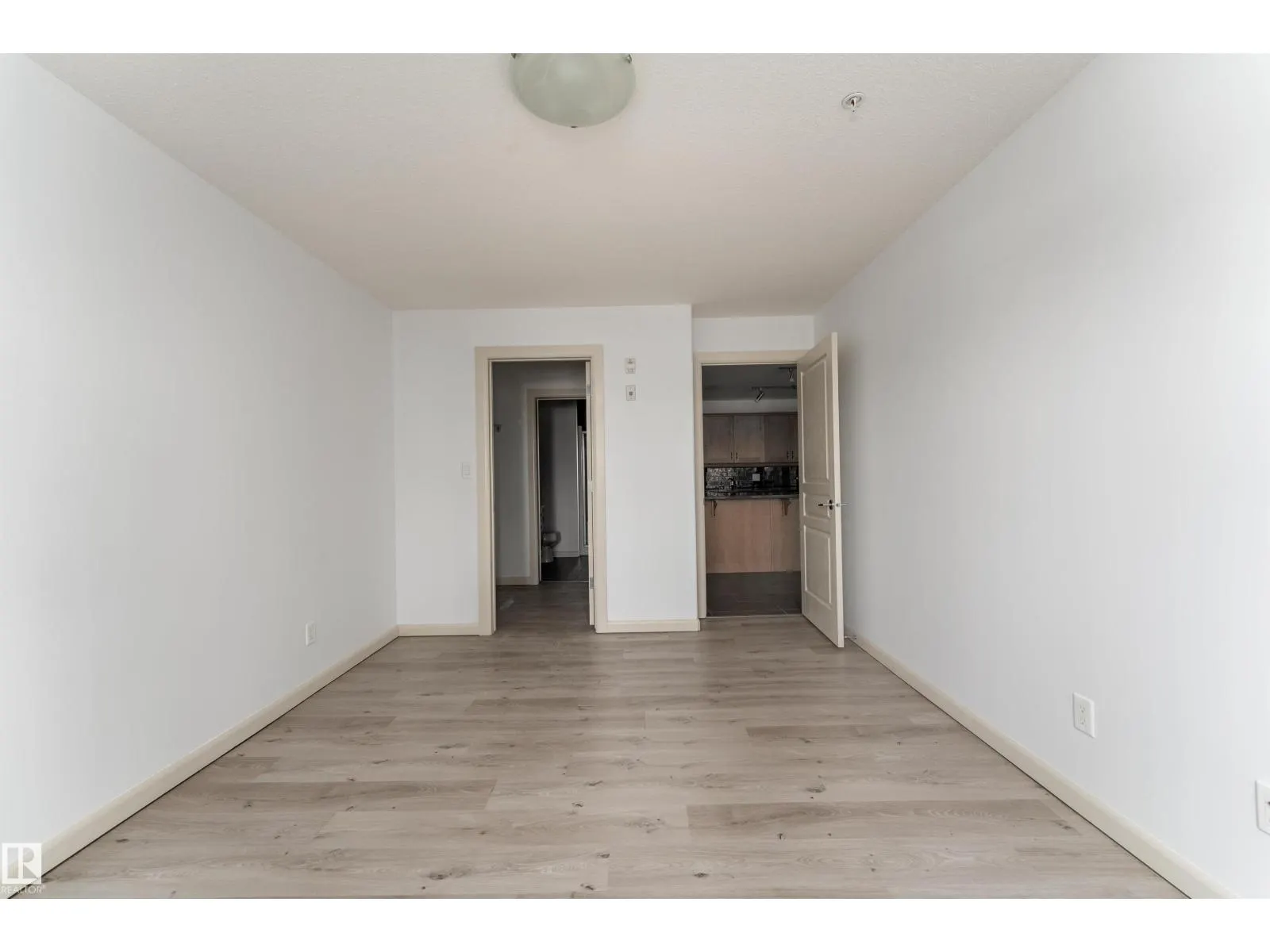#238 400 Palisades Way