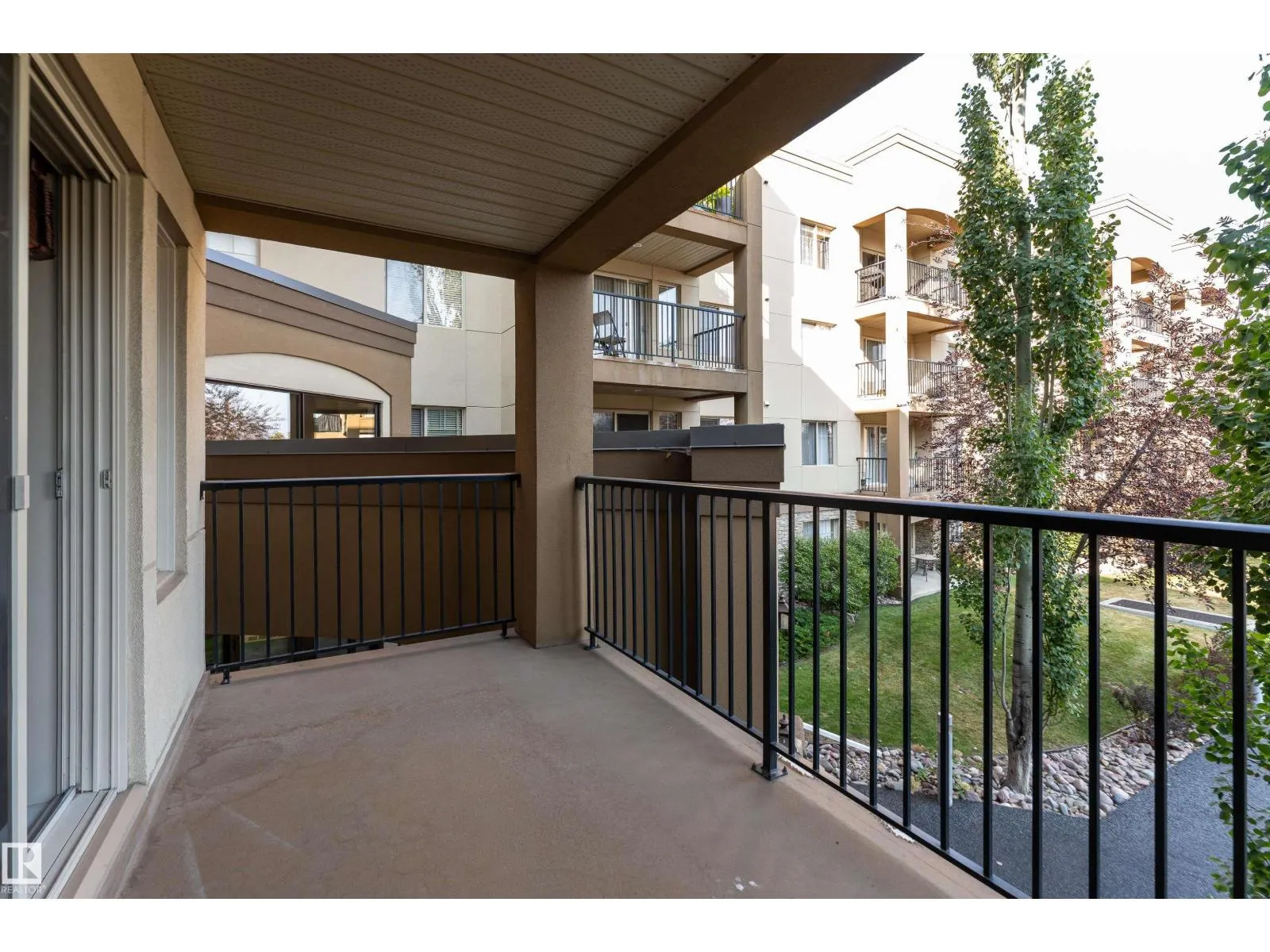 #238 400 Palisades Way