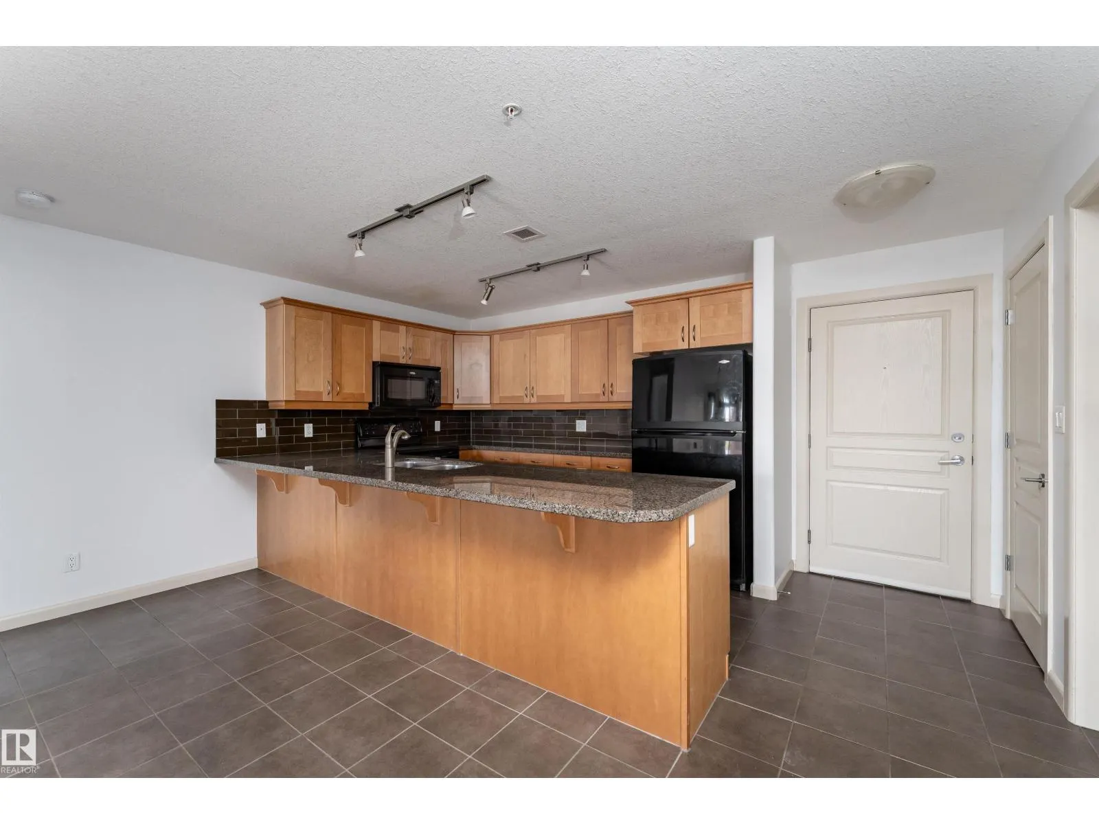 #238 400 Palisades Way