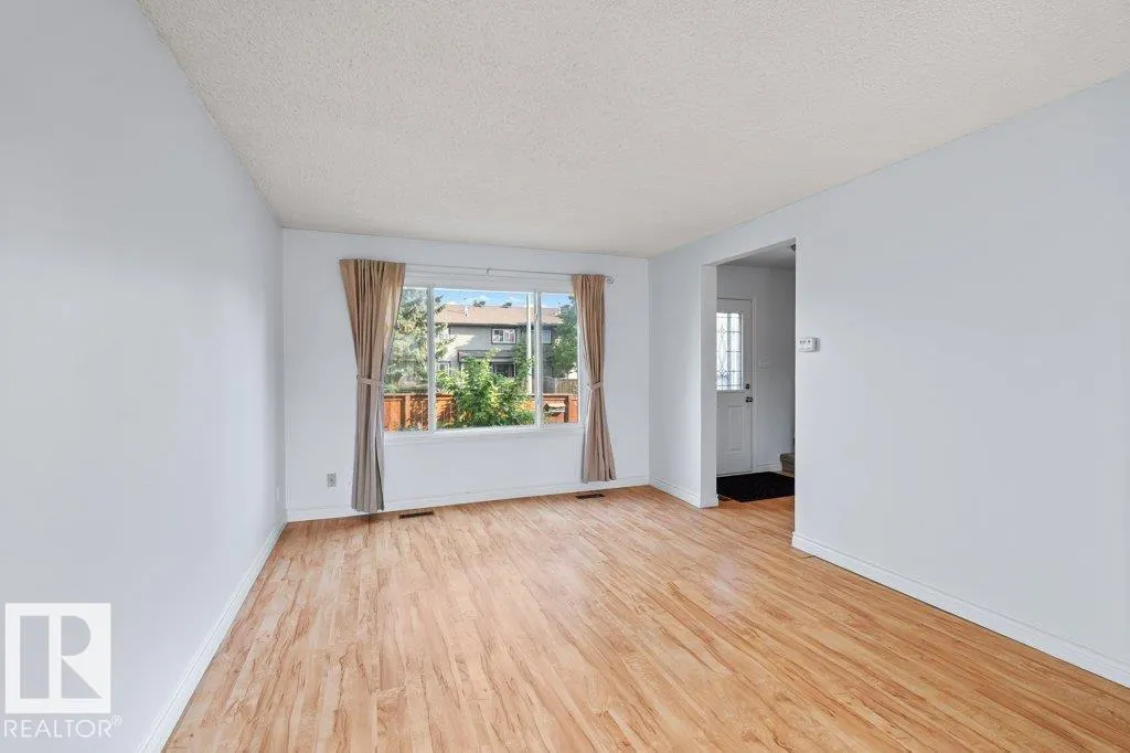 122 PRIMROSE GARDENS GD NW