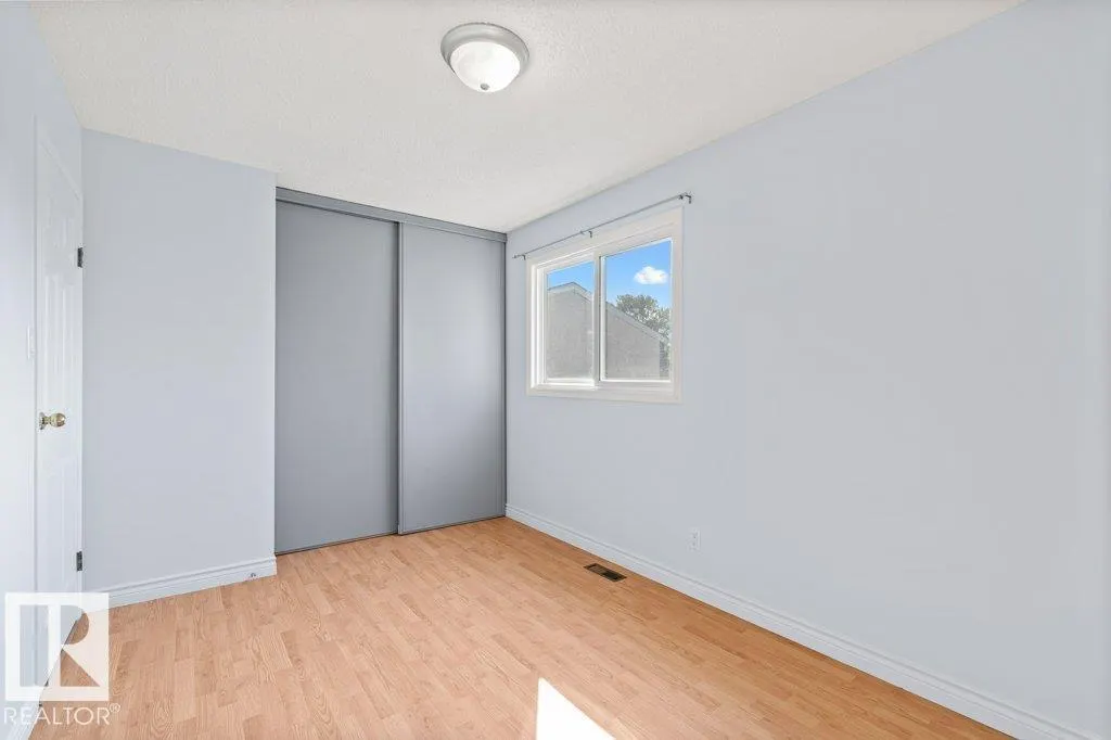 122 PRIMROSE GARDENS GD NW