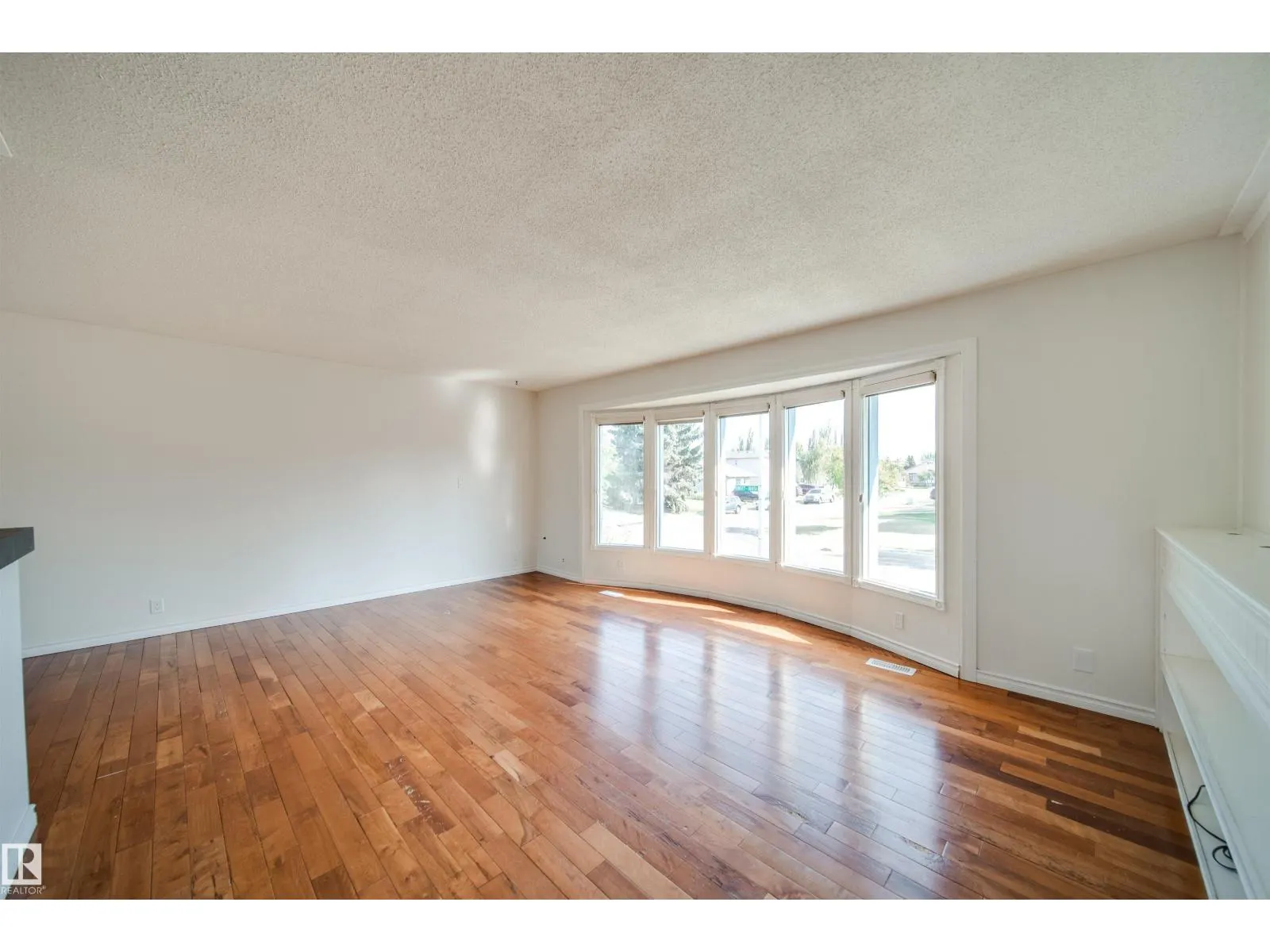 18851 99A AV NW NW