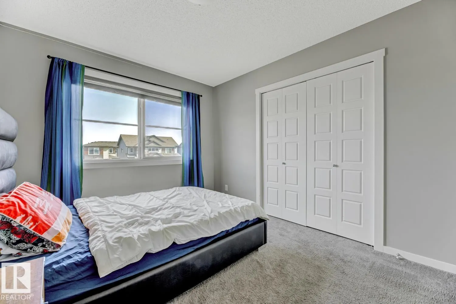 618 40 ST SW