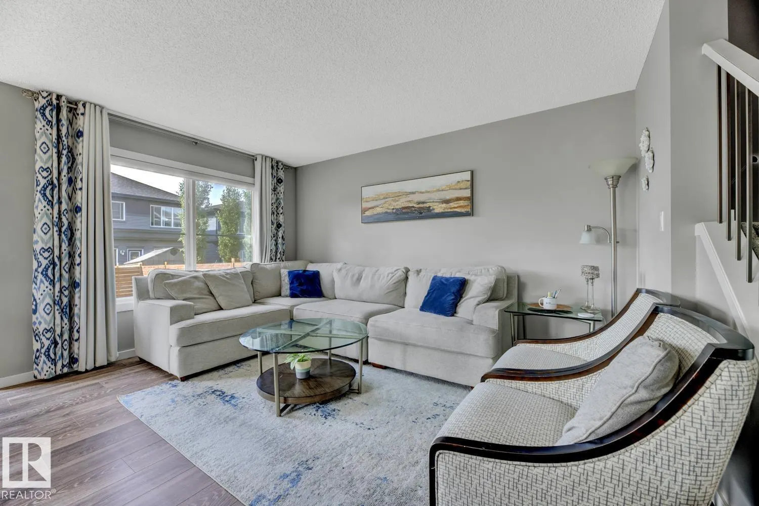 618 40 ST SW