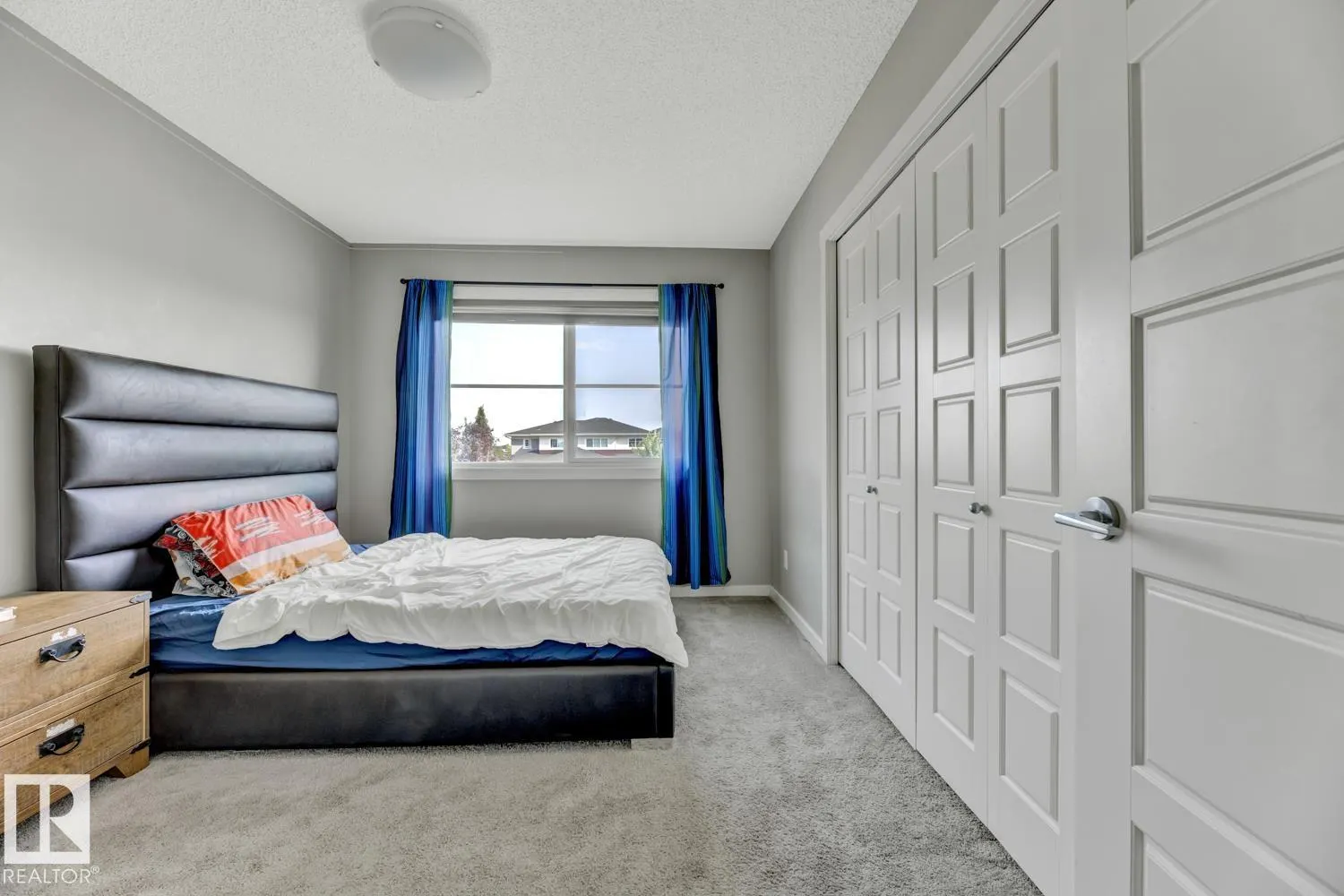 618 40 ST SW