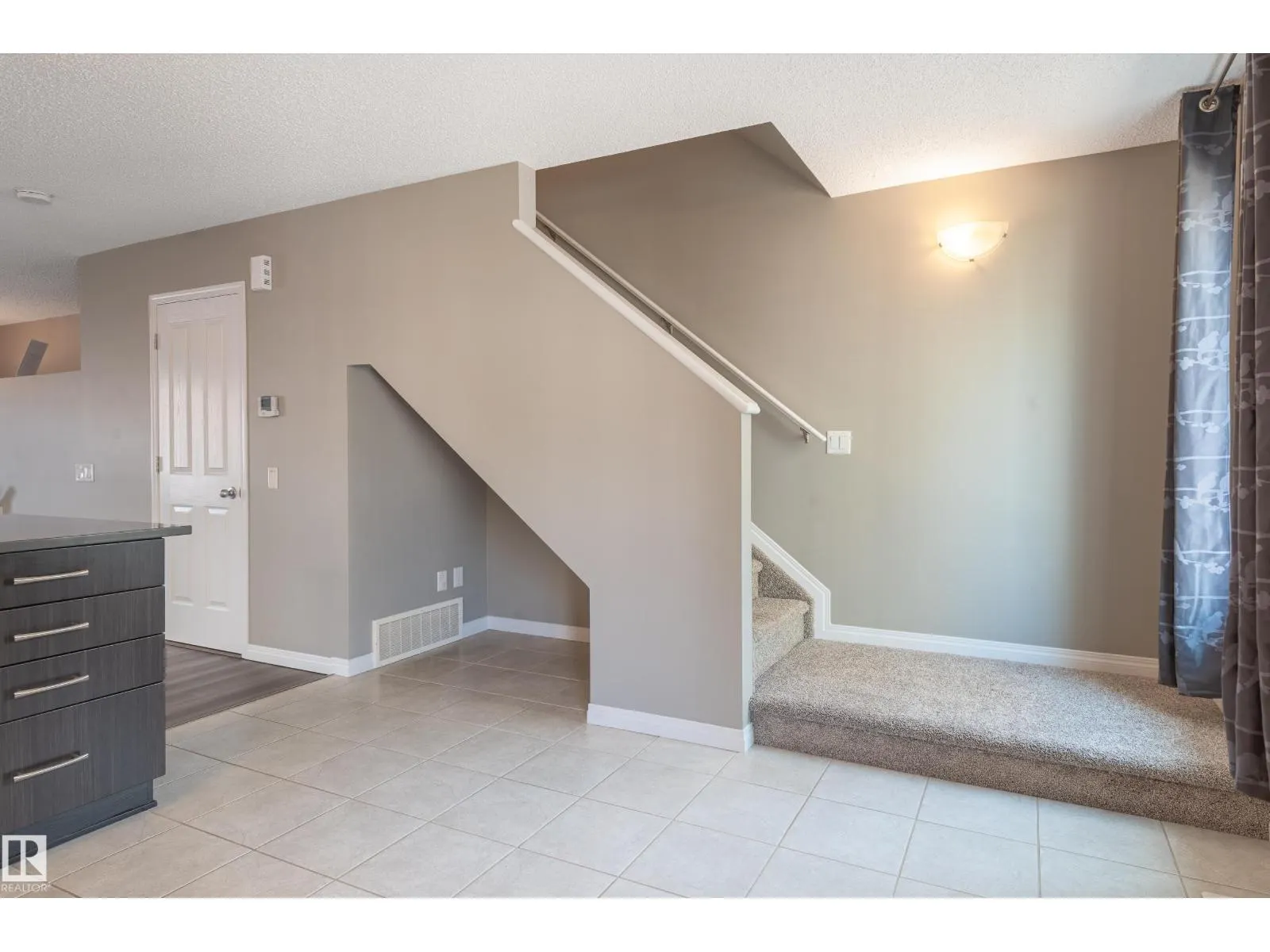 #27 4050 Savaryn Drive SW