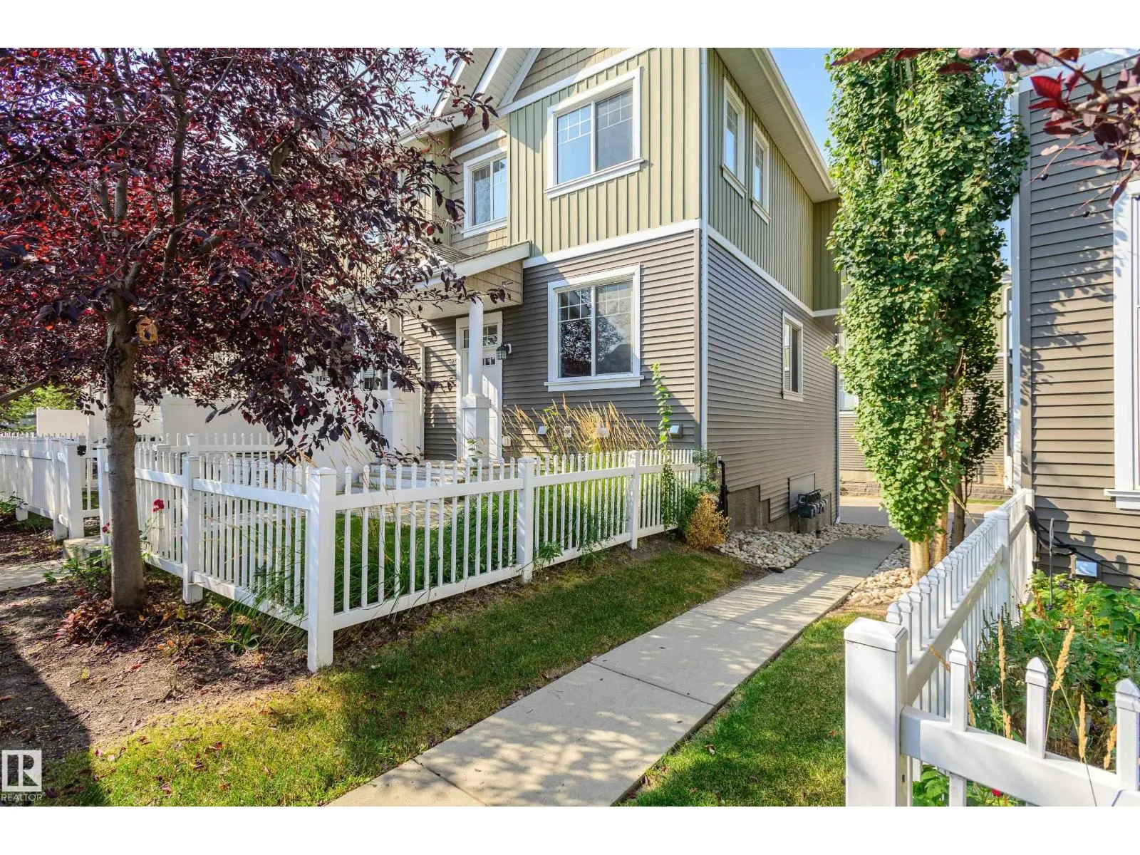 #27 4050 Savaryn Drive SW