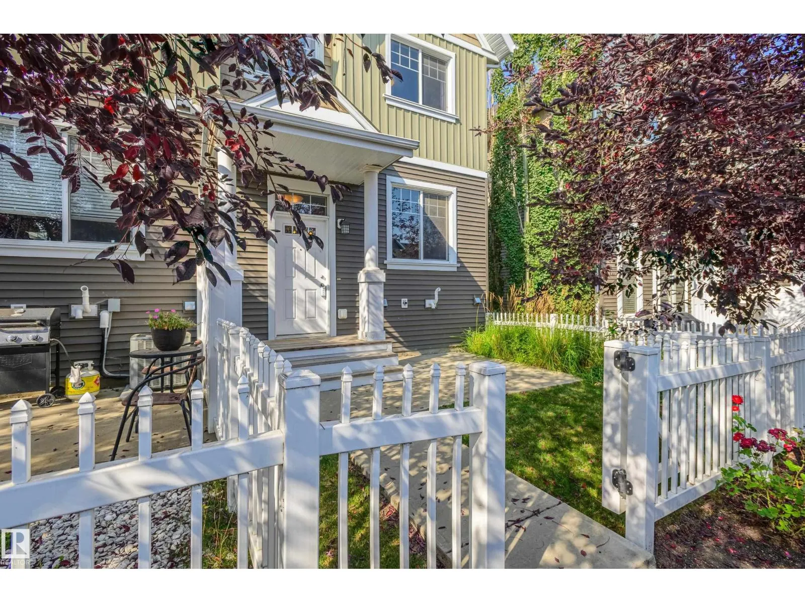 #27 4050 Savaryn Drive SW