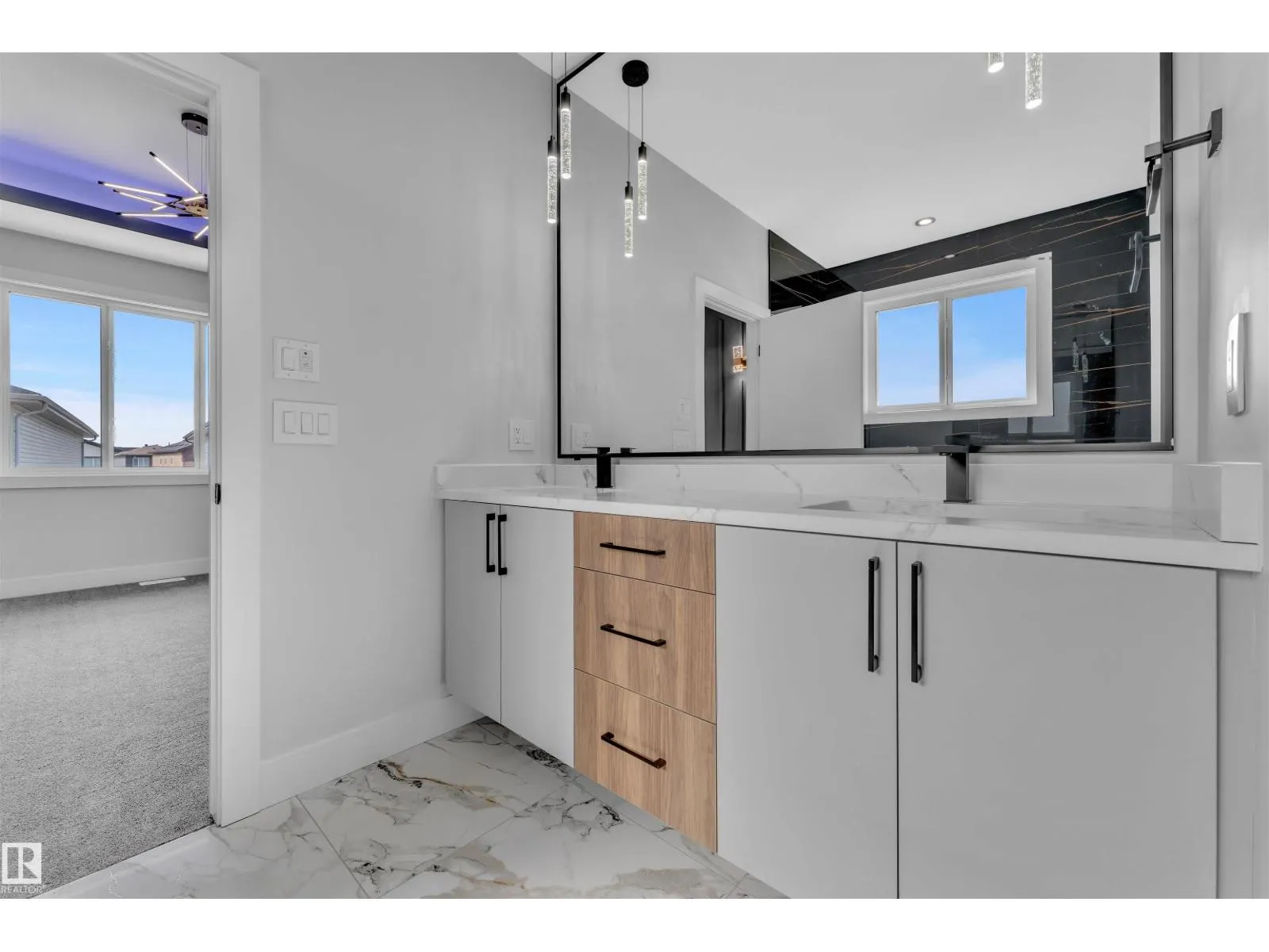 6216 18 ST