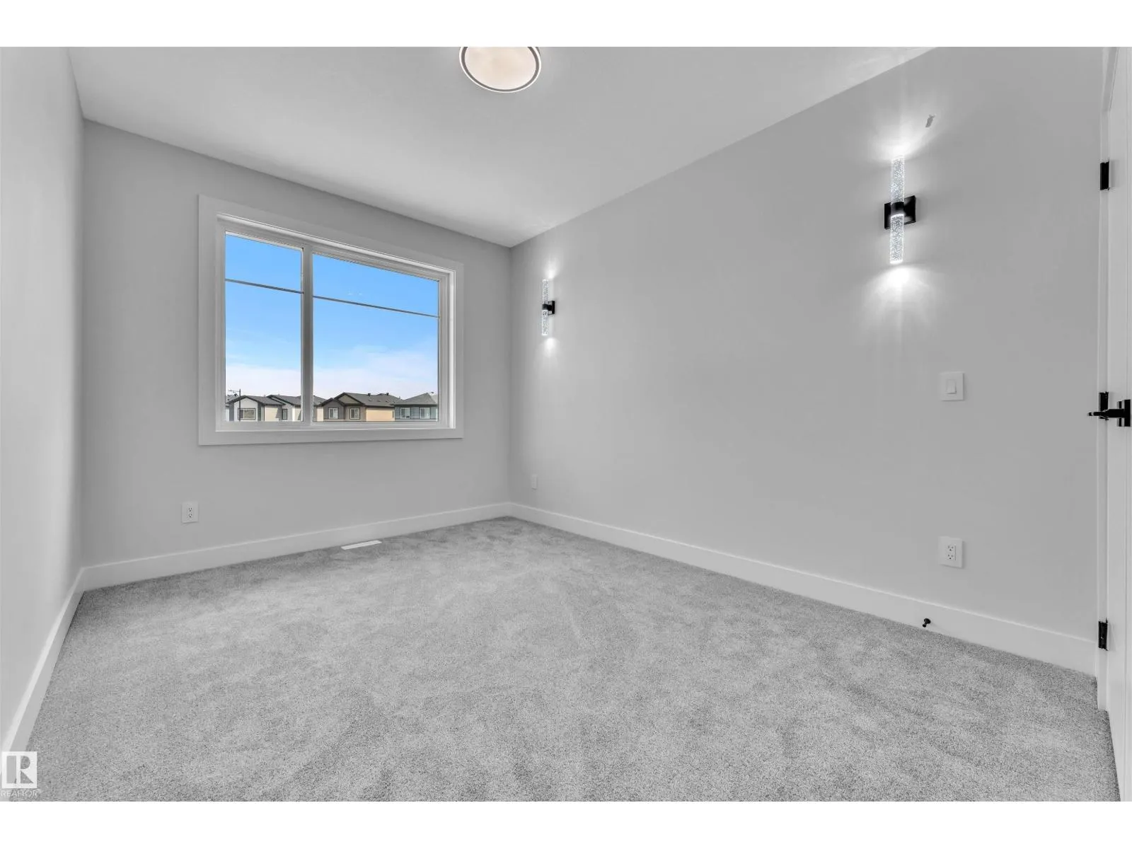 6216 18 ST