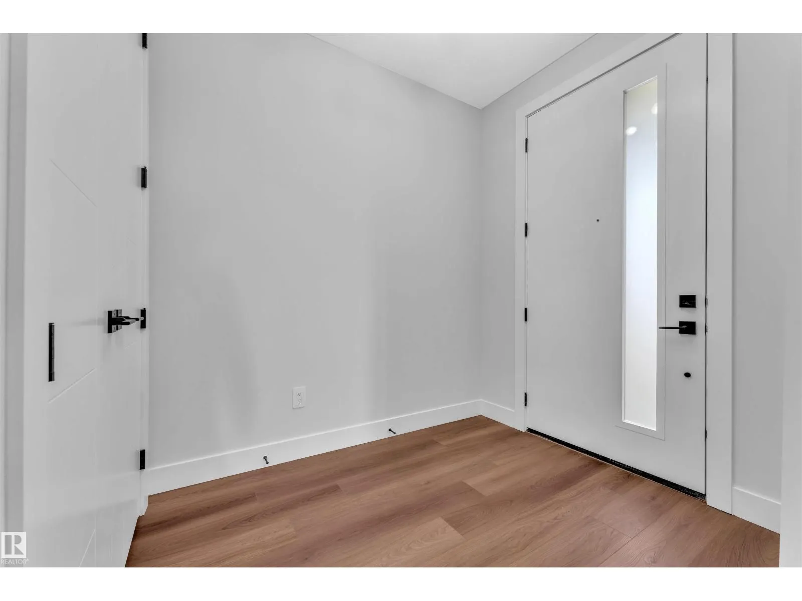 6216 18 ST